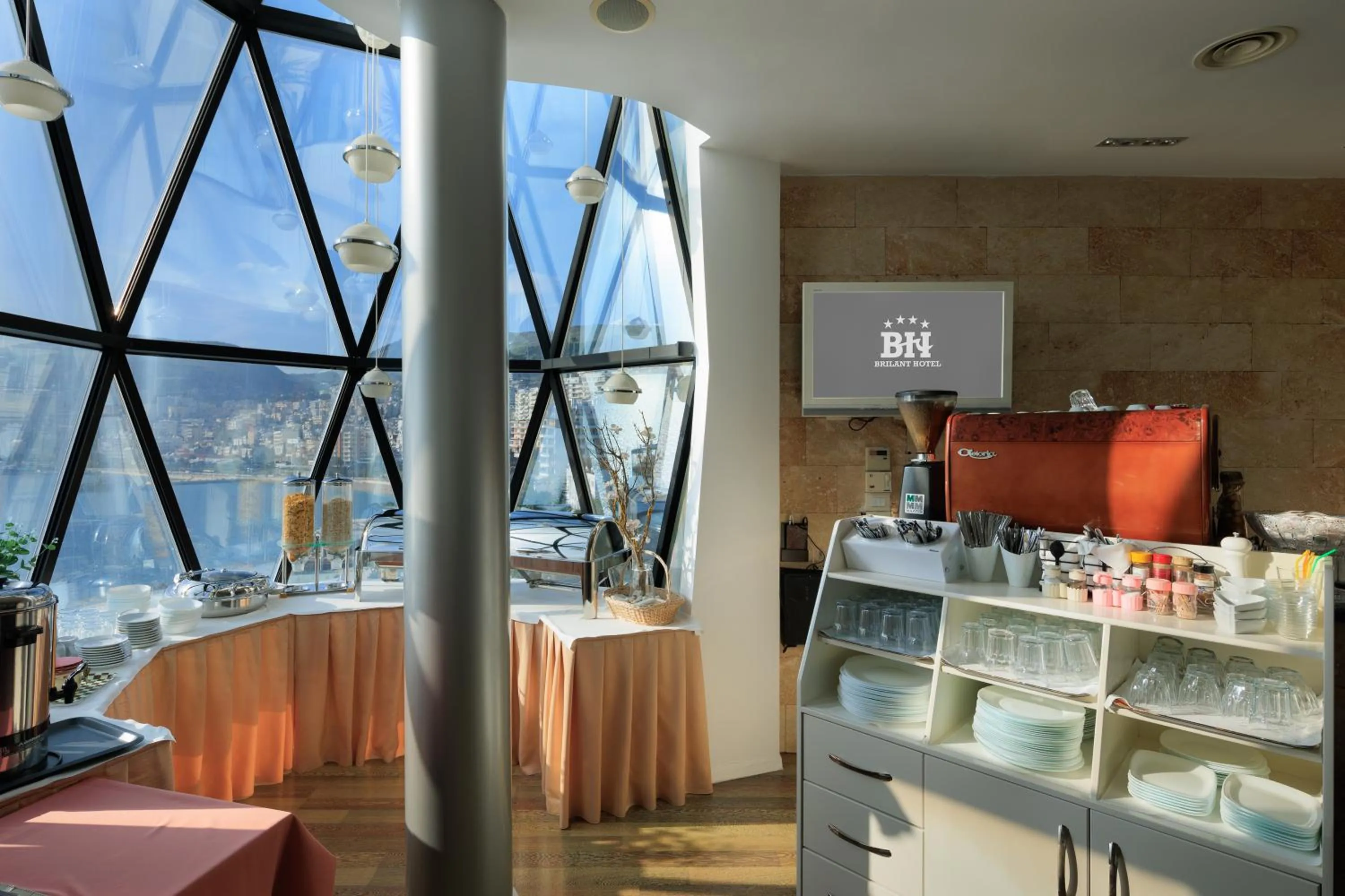 Buffet breakfast in Hotel Brilant Saranda