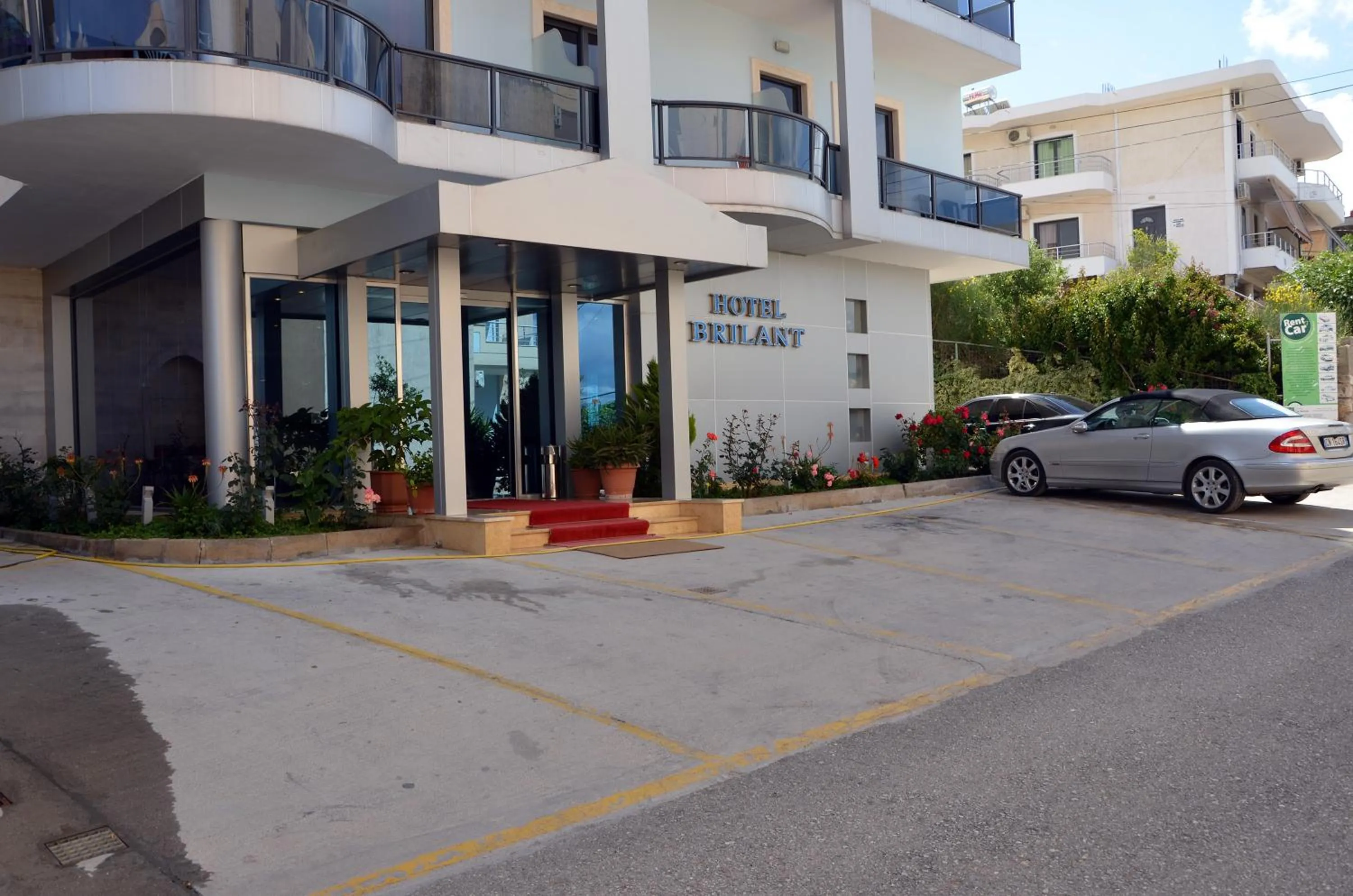 Facade/entrance in Hotel Brilant Saranda