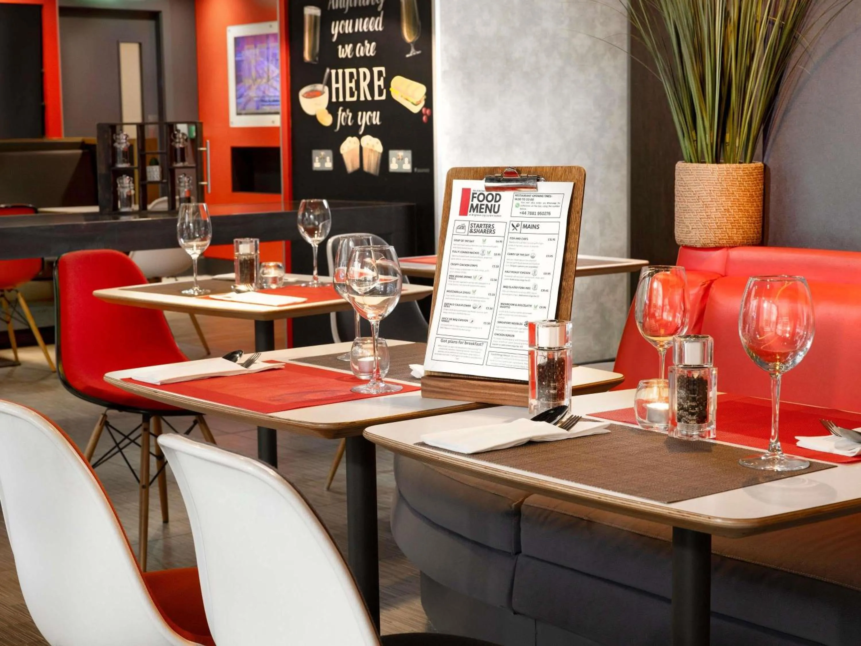 Lounge or bar in ibis Brighton City Centre - Station