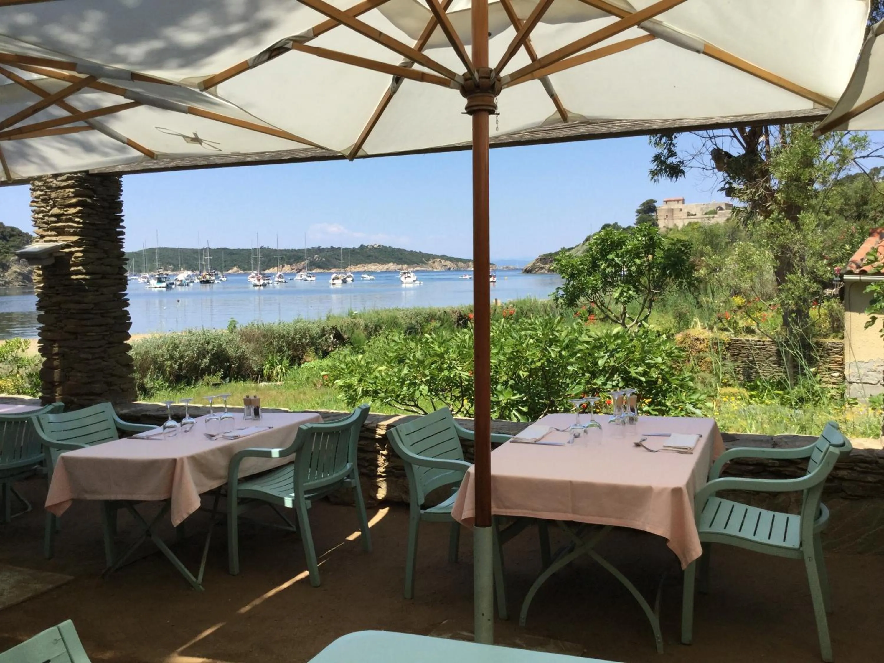 Restaurant/places to eat in Le Manoir de Port-Cros