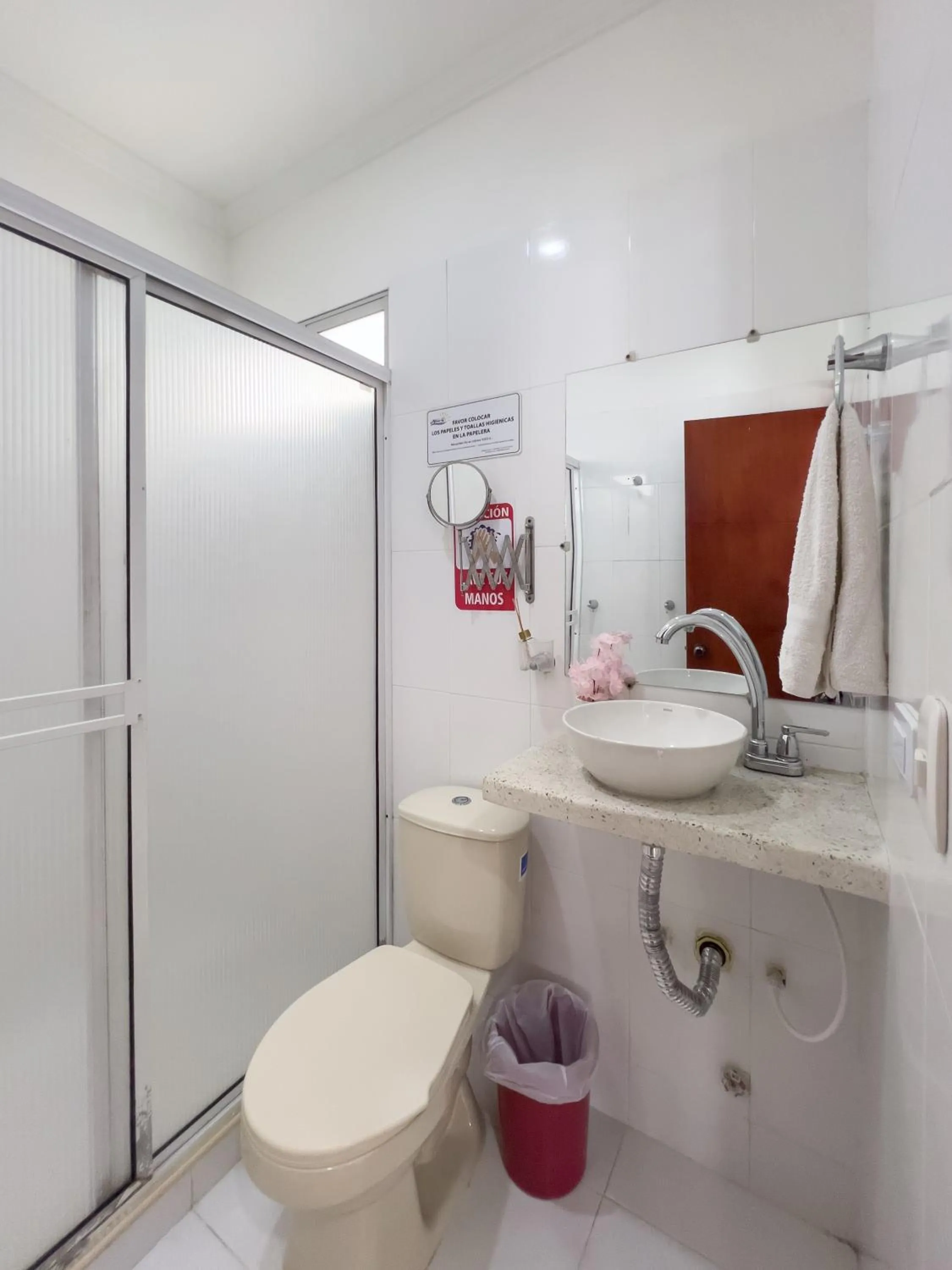 Bathroom in Apartamentos Playa Rodadero