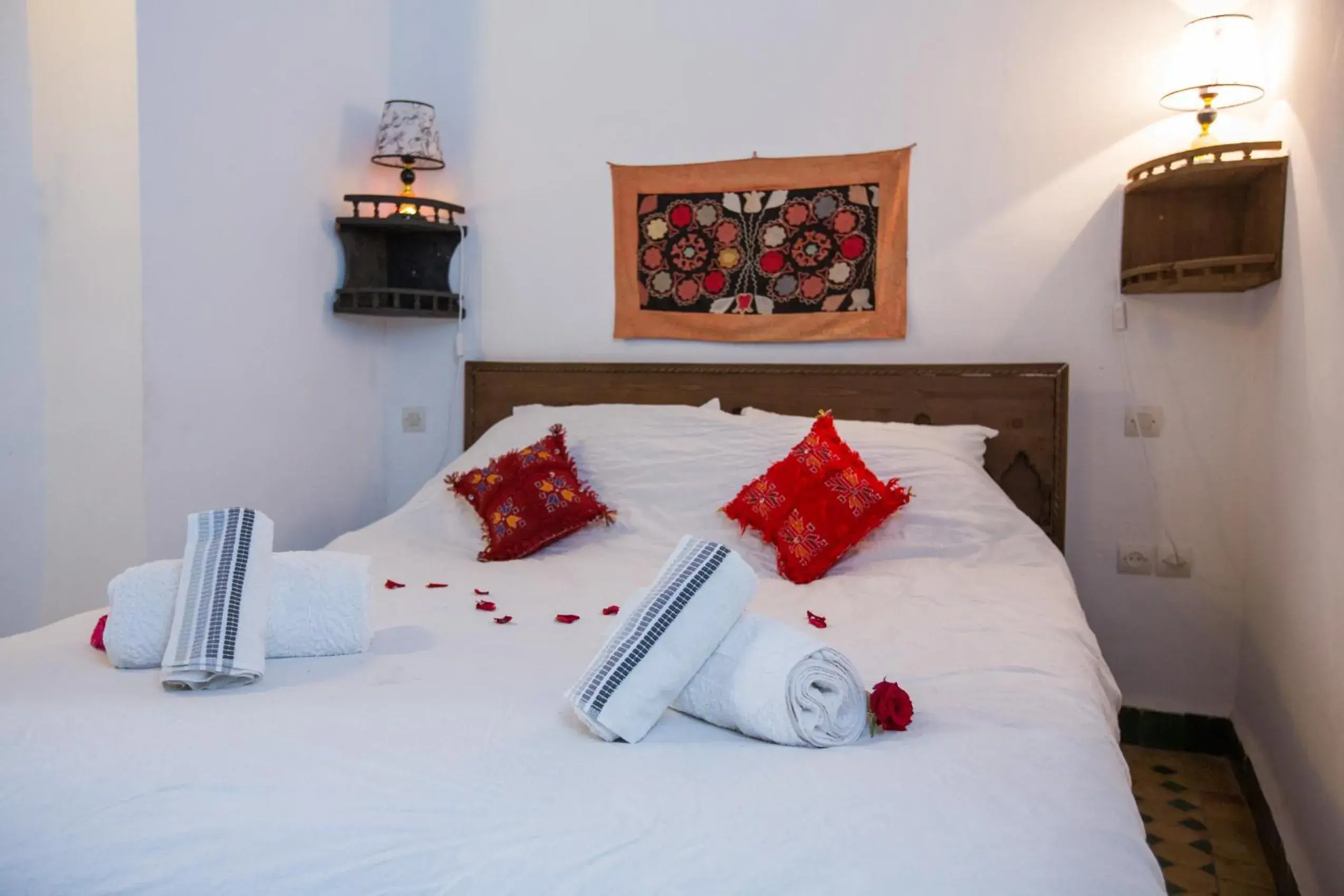 Deluxe Double Room in Riad Zina Fes - Elegance in the Heart of Fes Deluxe Double Room in Riad Zina Fes - Elegance in the Heart of Fes