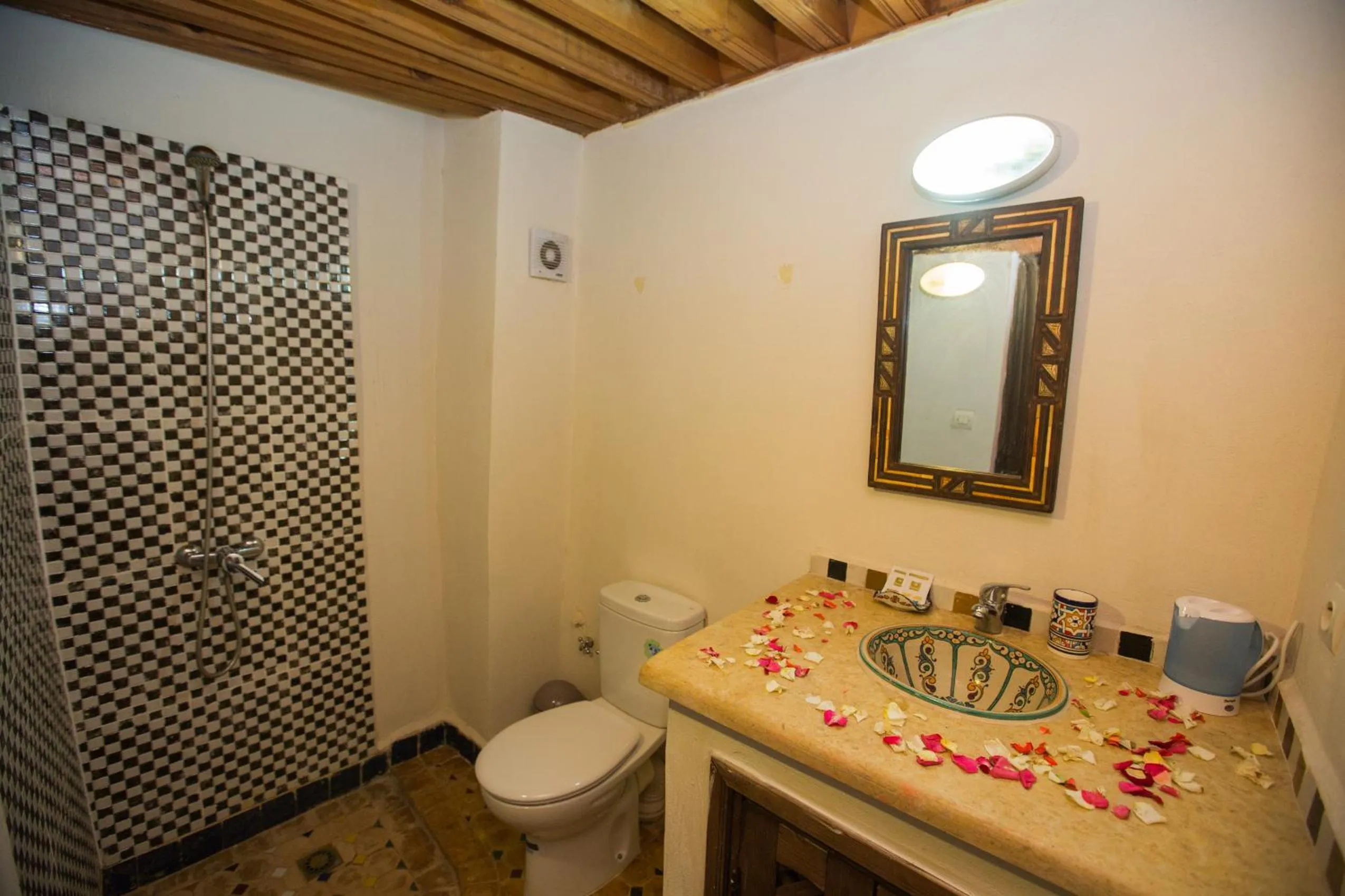Bathroom in Riad Zina Fes - Elegance in the Heart of Fes
