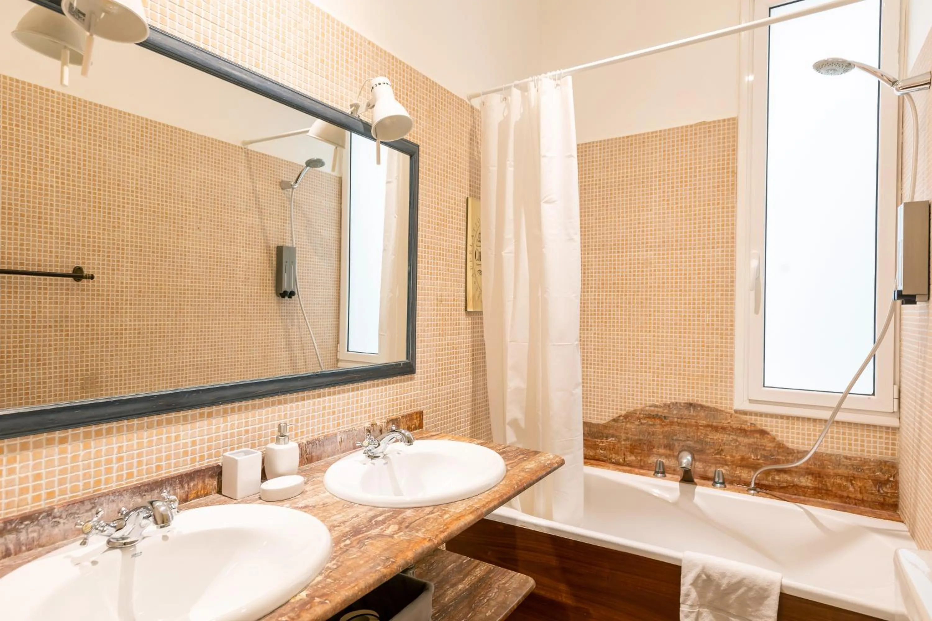 Bathroom in BCN Apartments 41