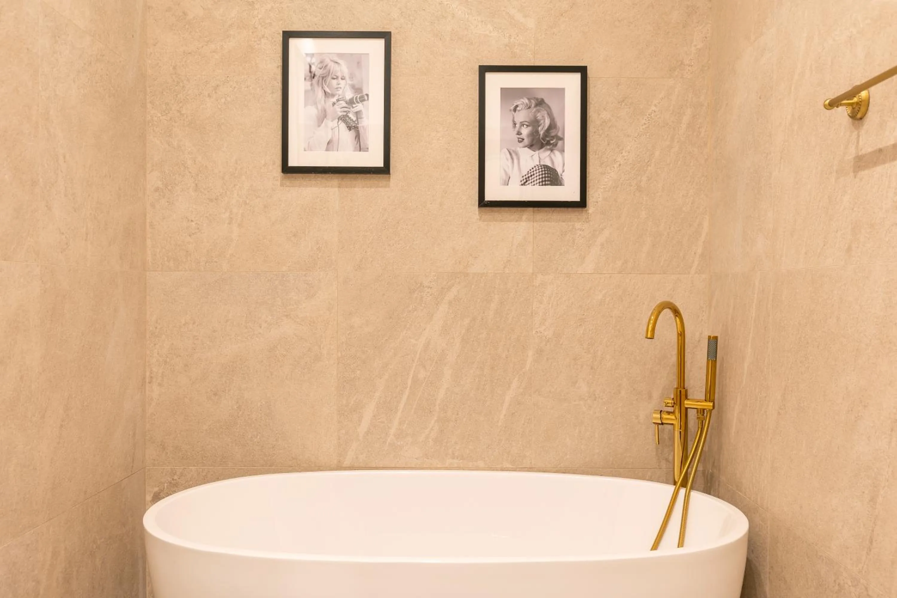 Bathroom in BCN Apartments 41