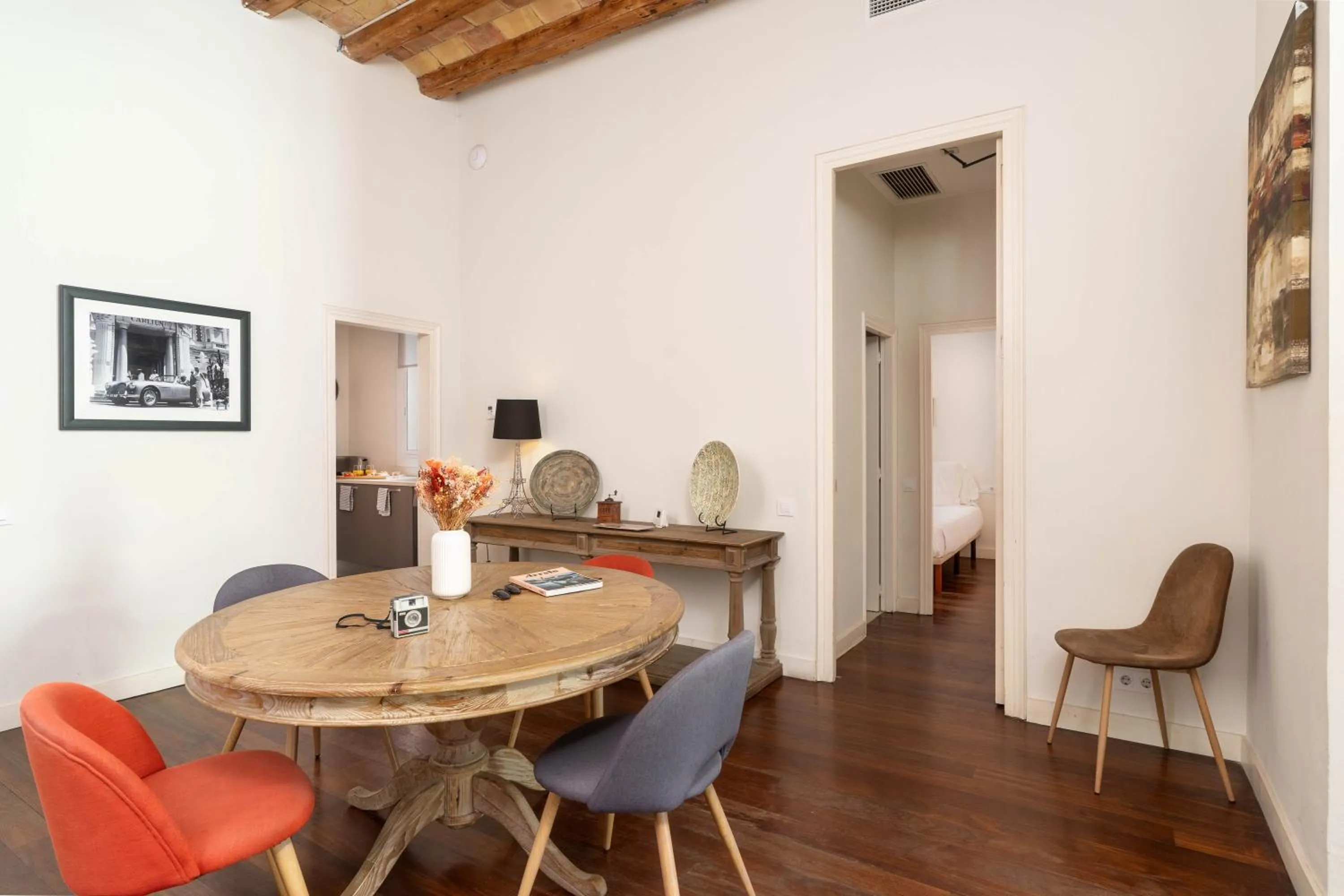 Dining area in BCN Apartments 41
