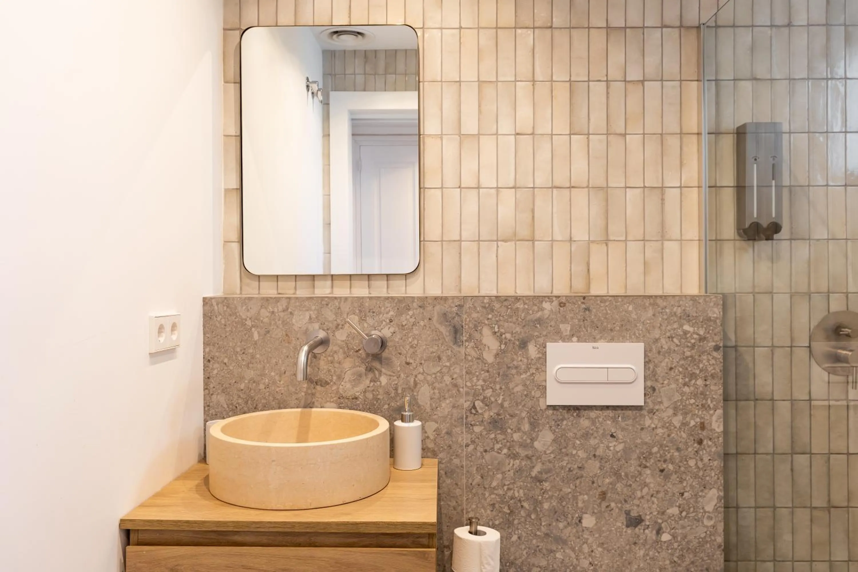 Bathroom in BCN Apartments 41