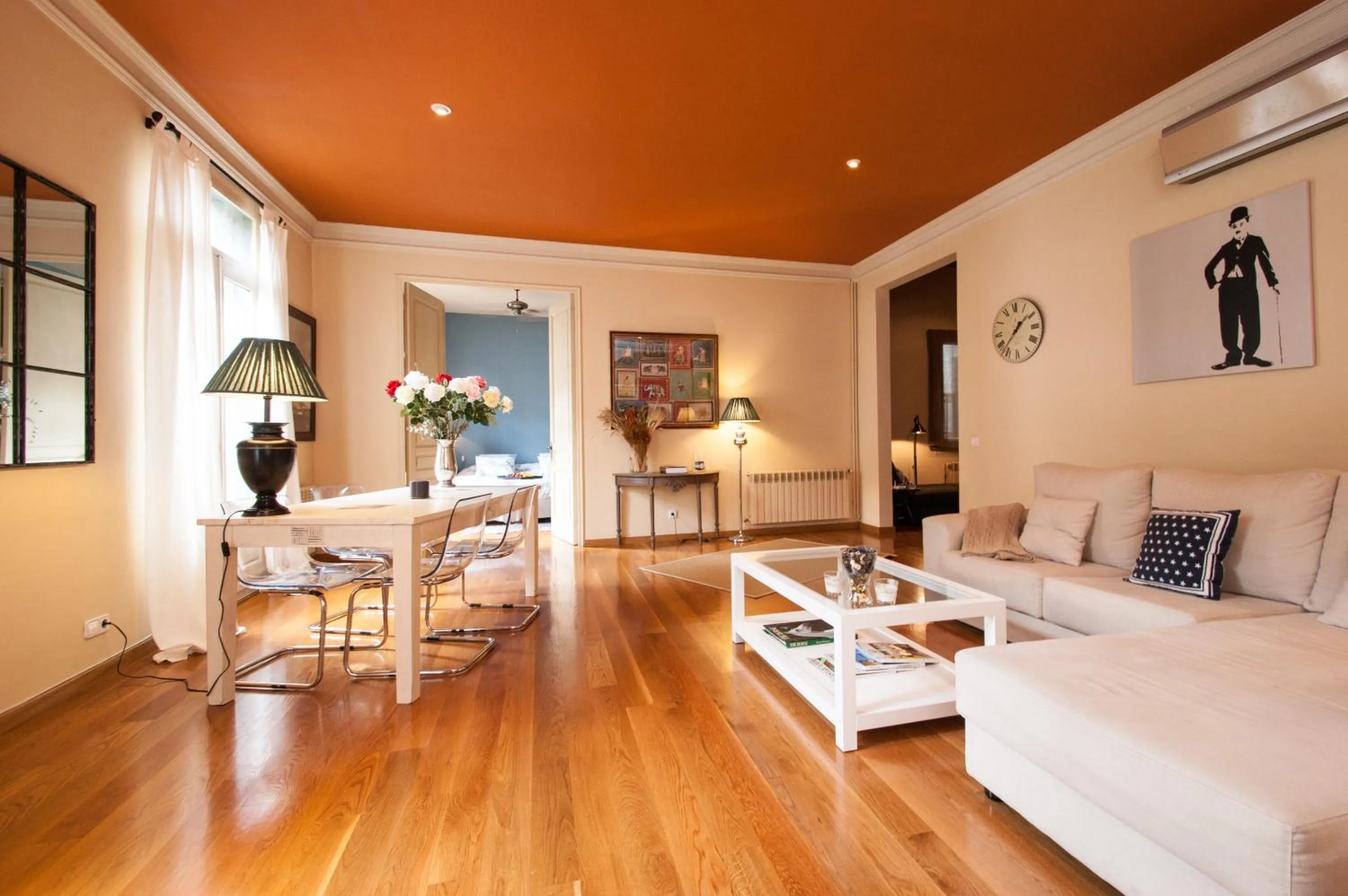 Living room, Bed in BCN Apartments 41