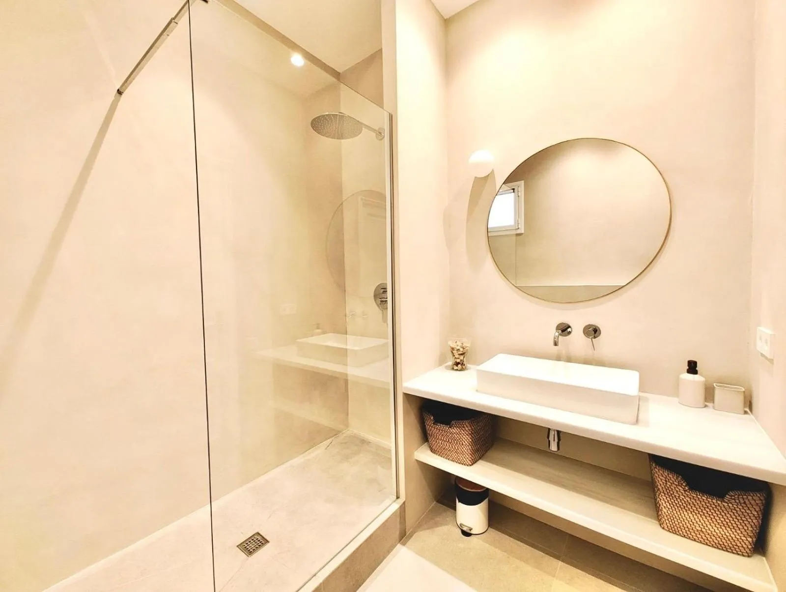 Bathroom in BCN Apartments 41