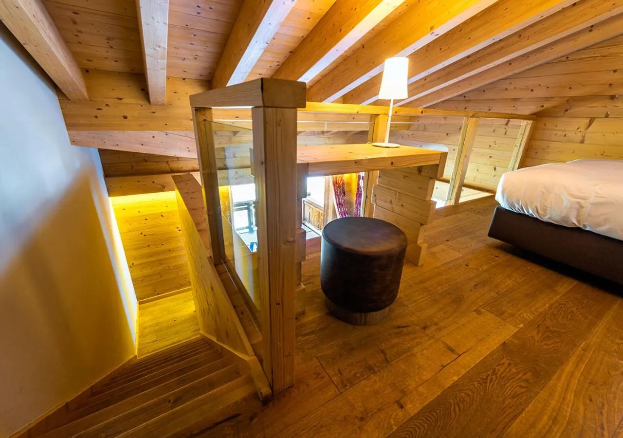 Photo of the whole room, Bed in Nendaz 4 Vallées & SPA 4* Superior