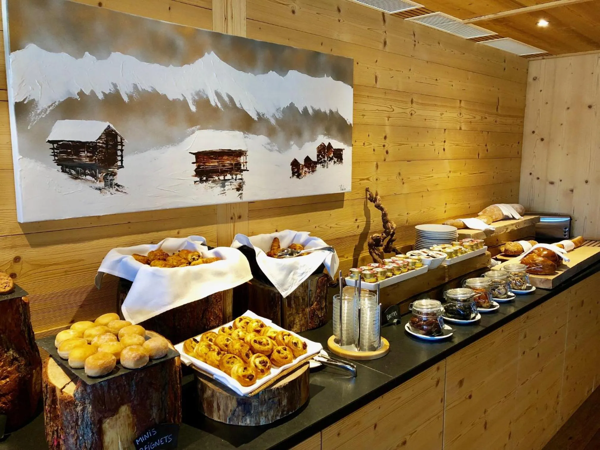Breakfast in Nendaz 4 Vallées & SPA 4* Superior