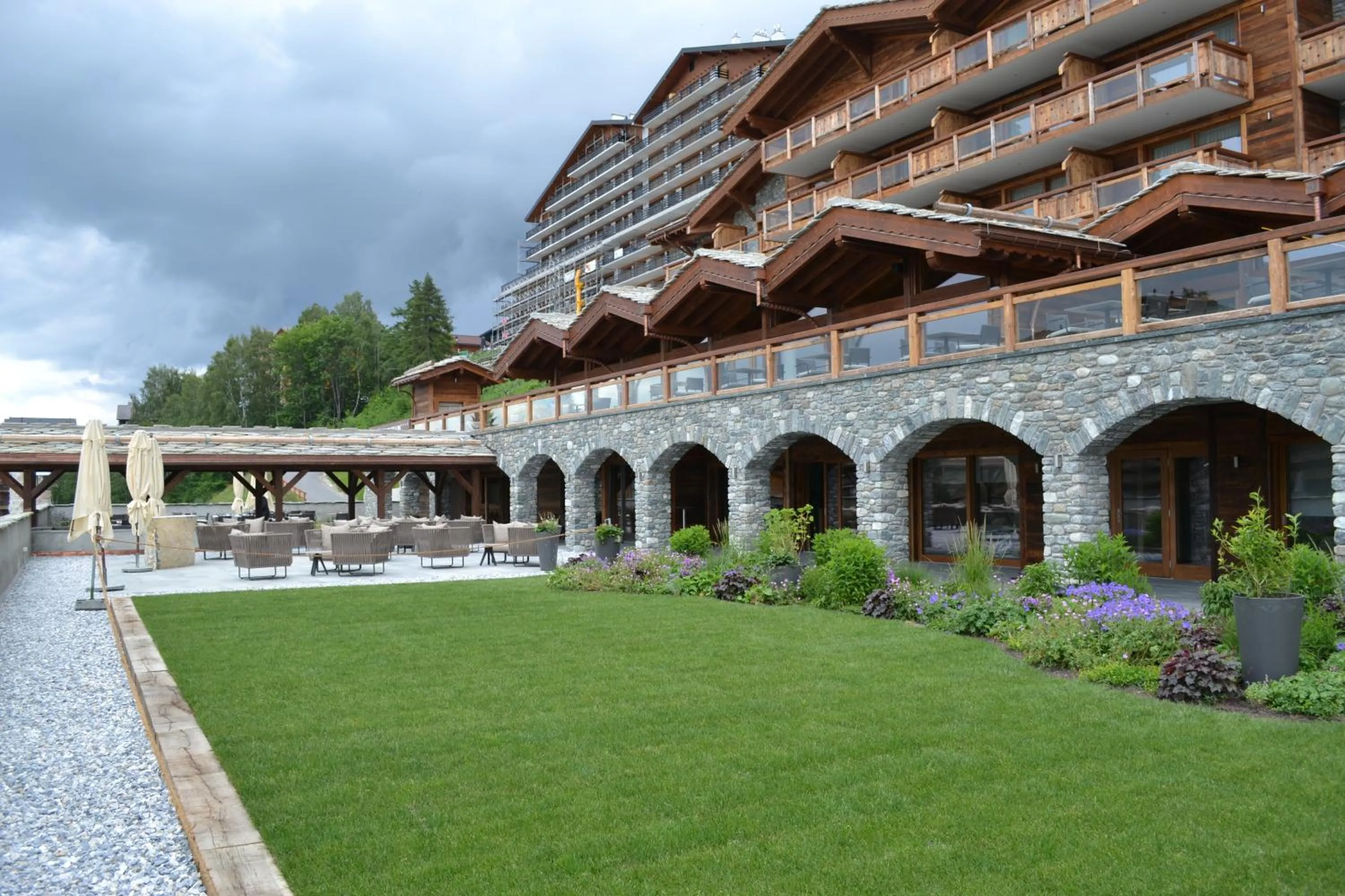 Facade/entrance in Nendaz 4 Vallées & SPA 4* Superior