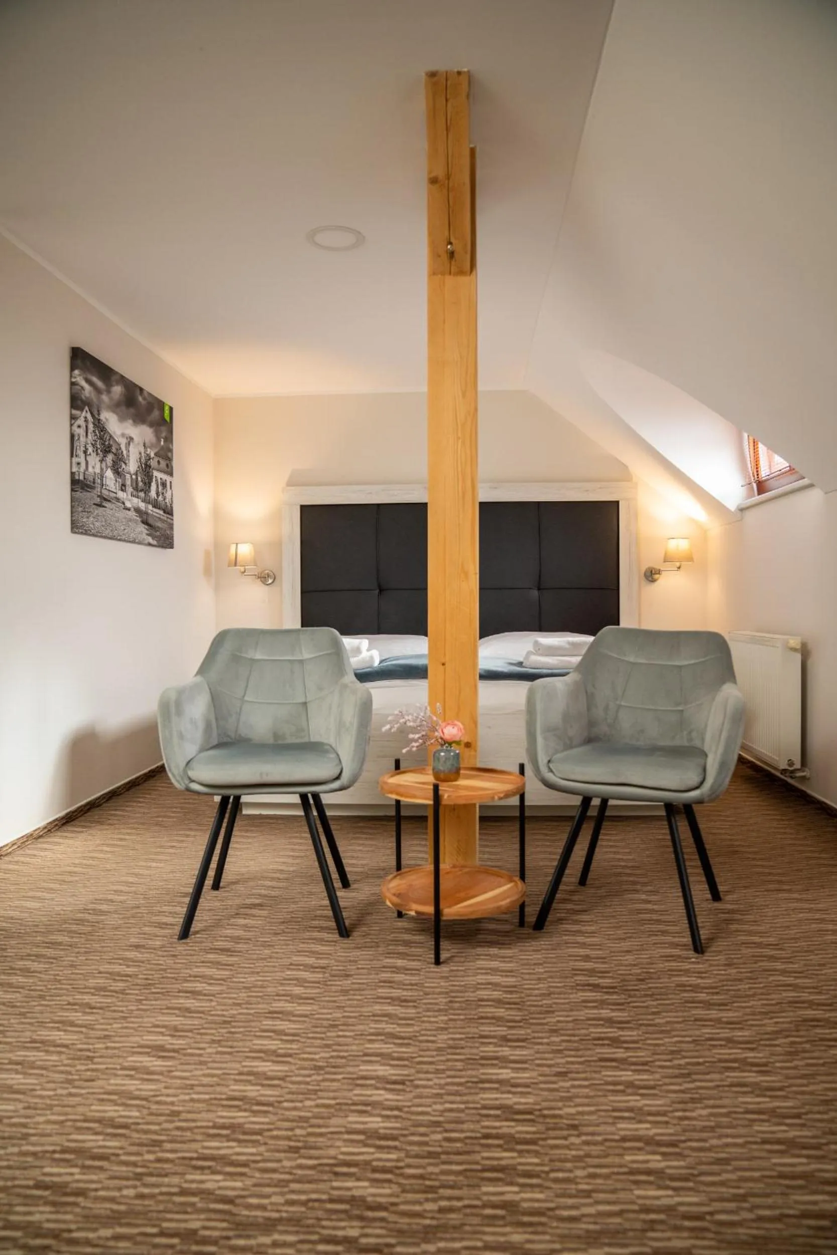 Seating area in Hotel Grunt