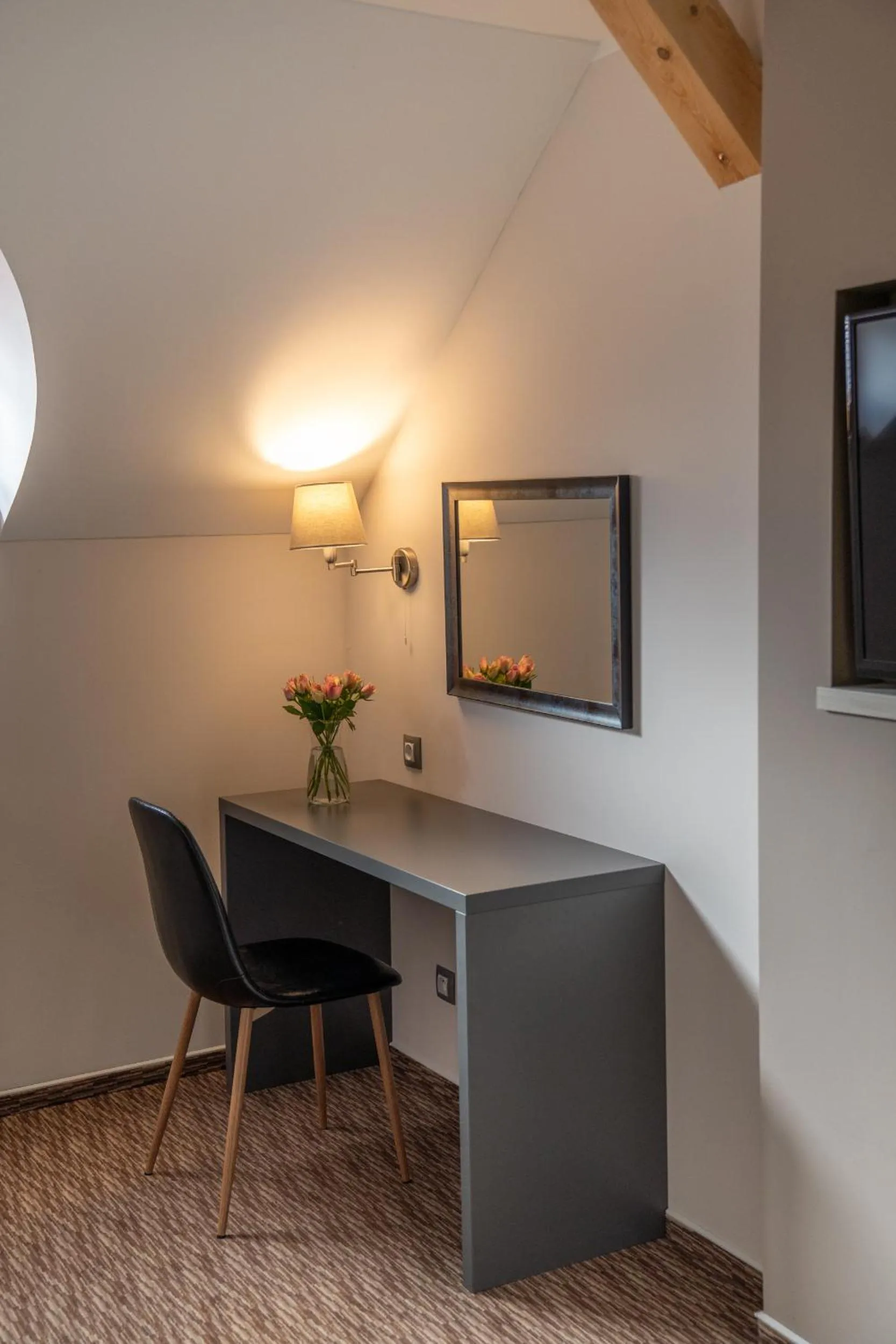 TV and multimedia in Hotel Grunt