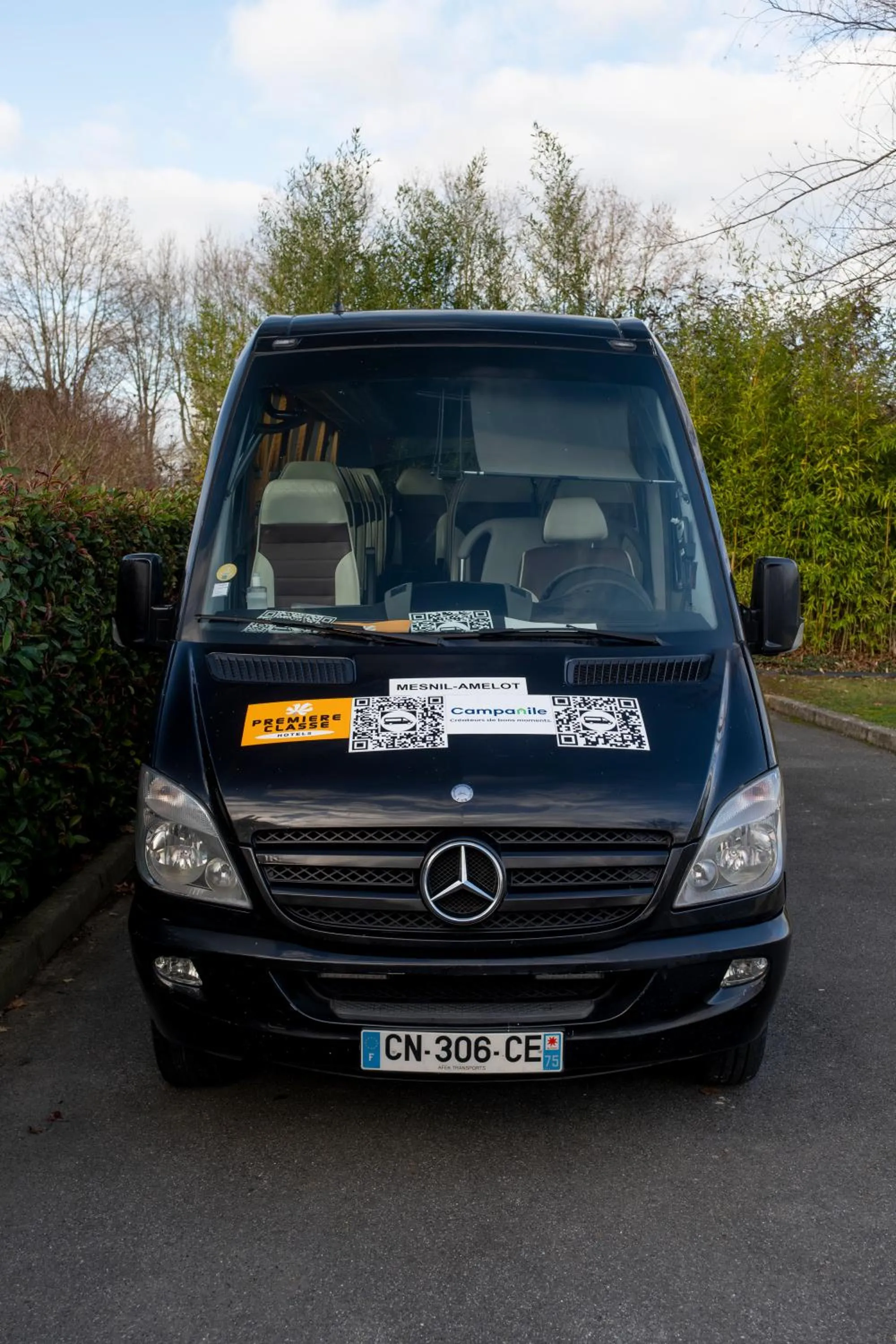 shuttle in Première Classe Roissy - Aéroport CDG - Le Mesnil-Amelot