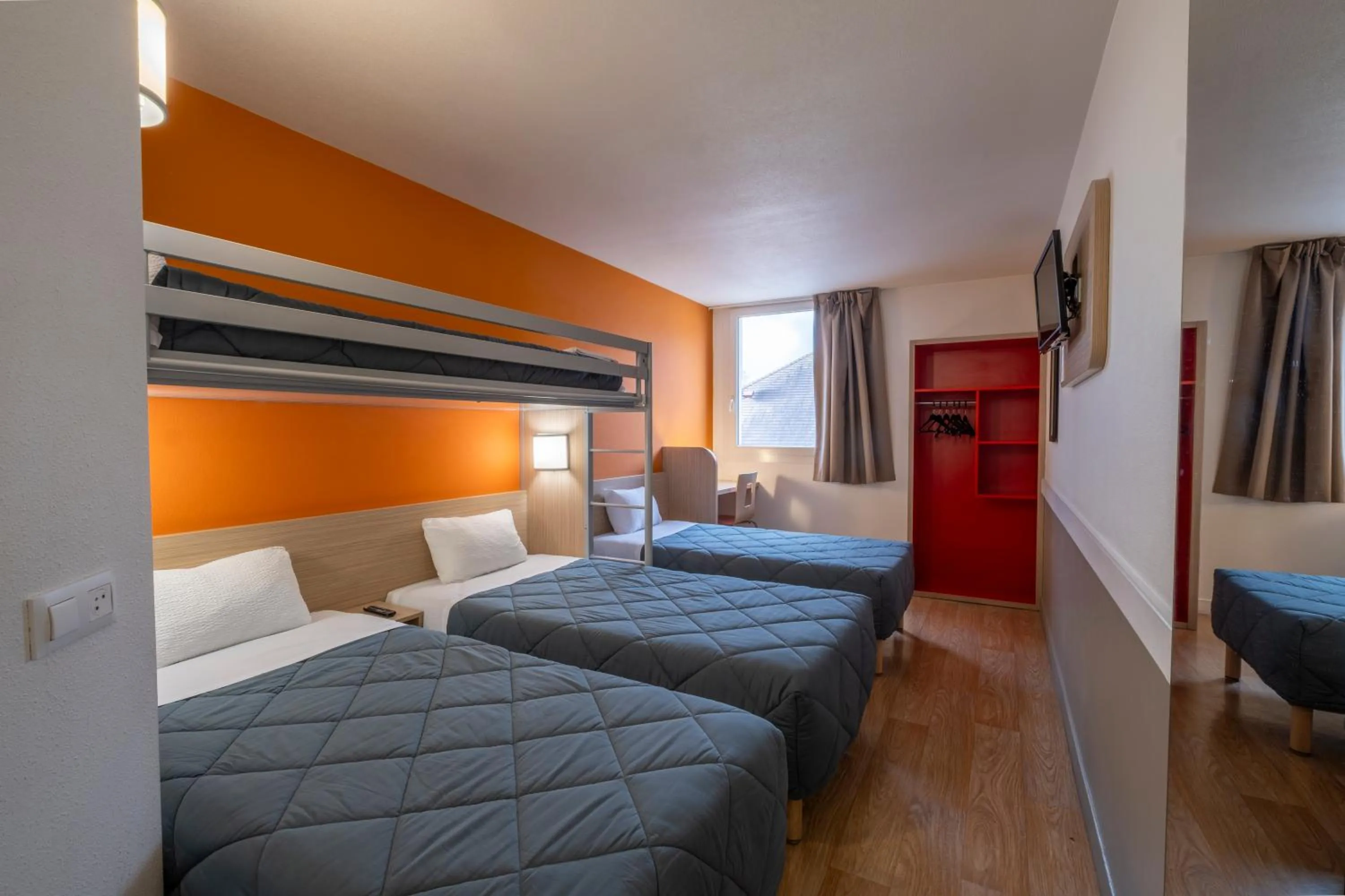 Family, Bed in Première Classe Roissy - Aéroport CDG - Le Mesnil-Amelot