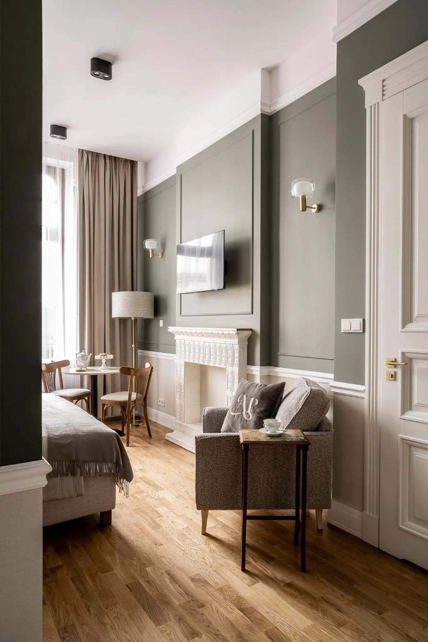 Living room, Bed in Avanti Palazzo