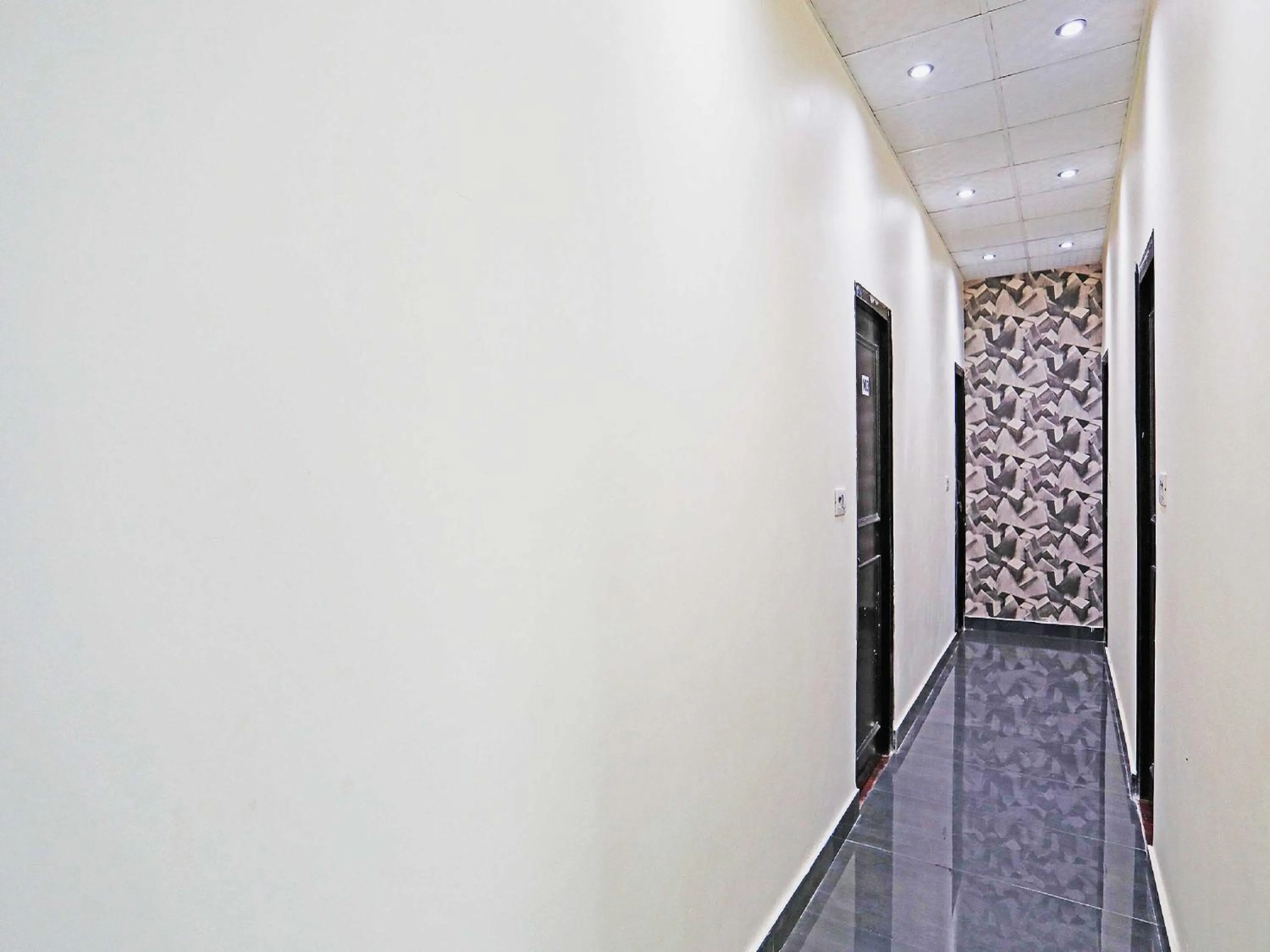 Lobby or reception in Hotel O Platinum Inn