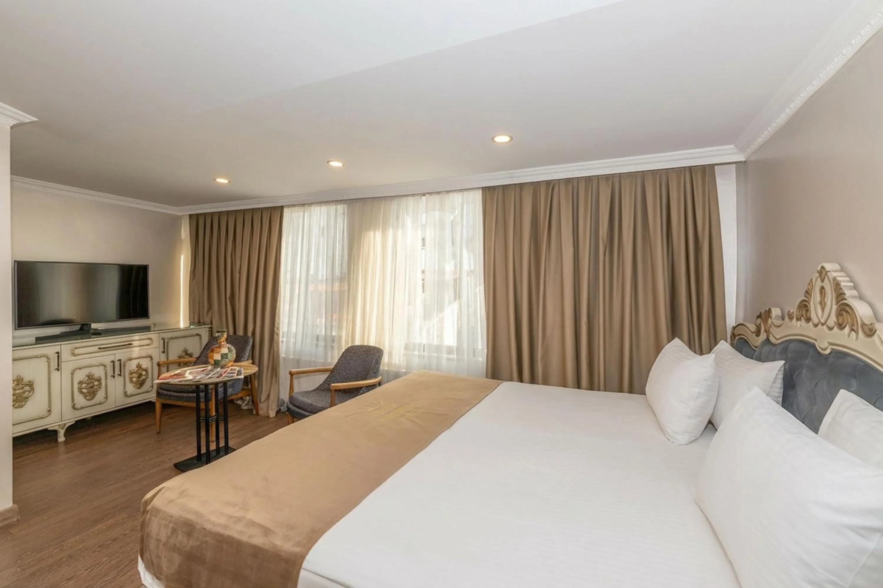 TV and multimedia, Bed in Almadina Hotel Istanbul