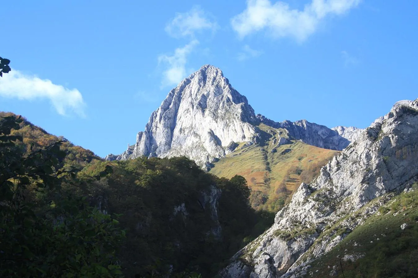 Natural landscape in Hotel Rural Llerau
