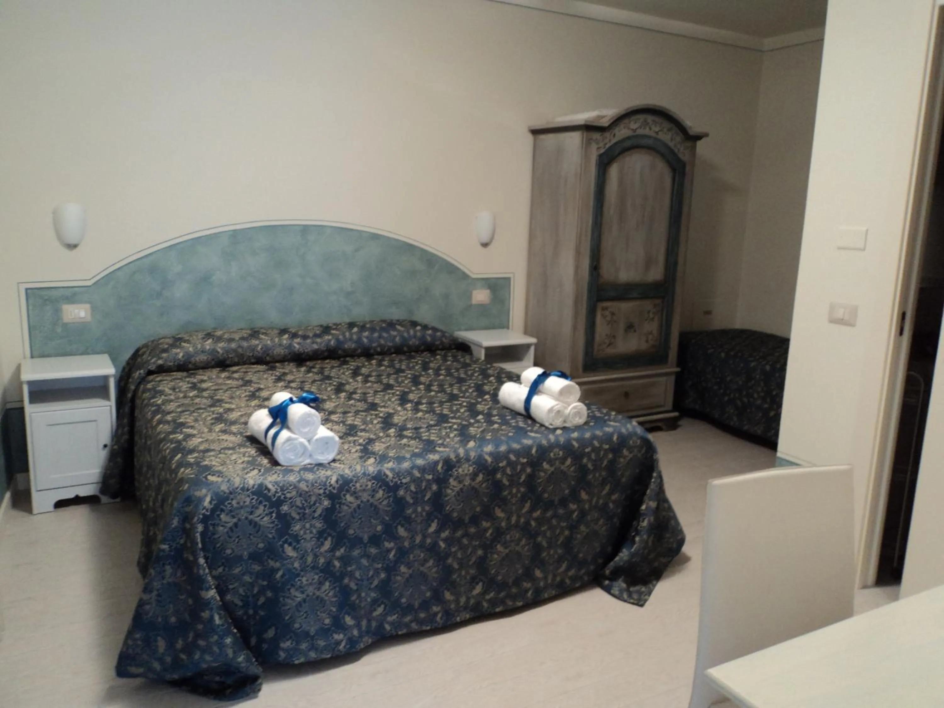 Shower, Bed in Bed & Breakfast Giardini di Corte