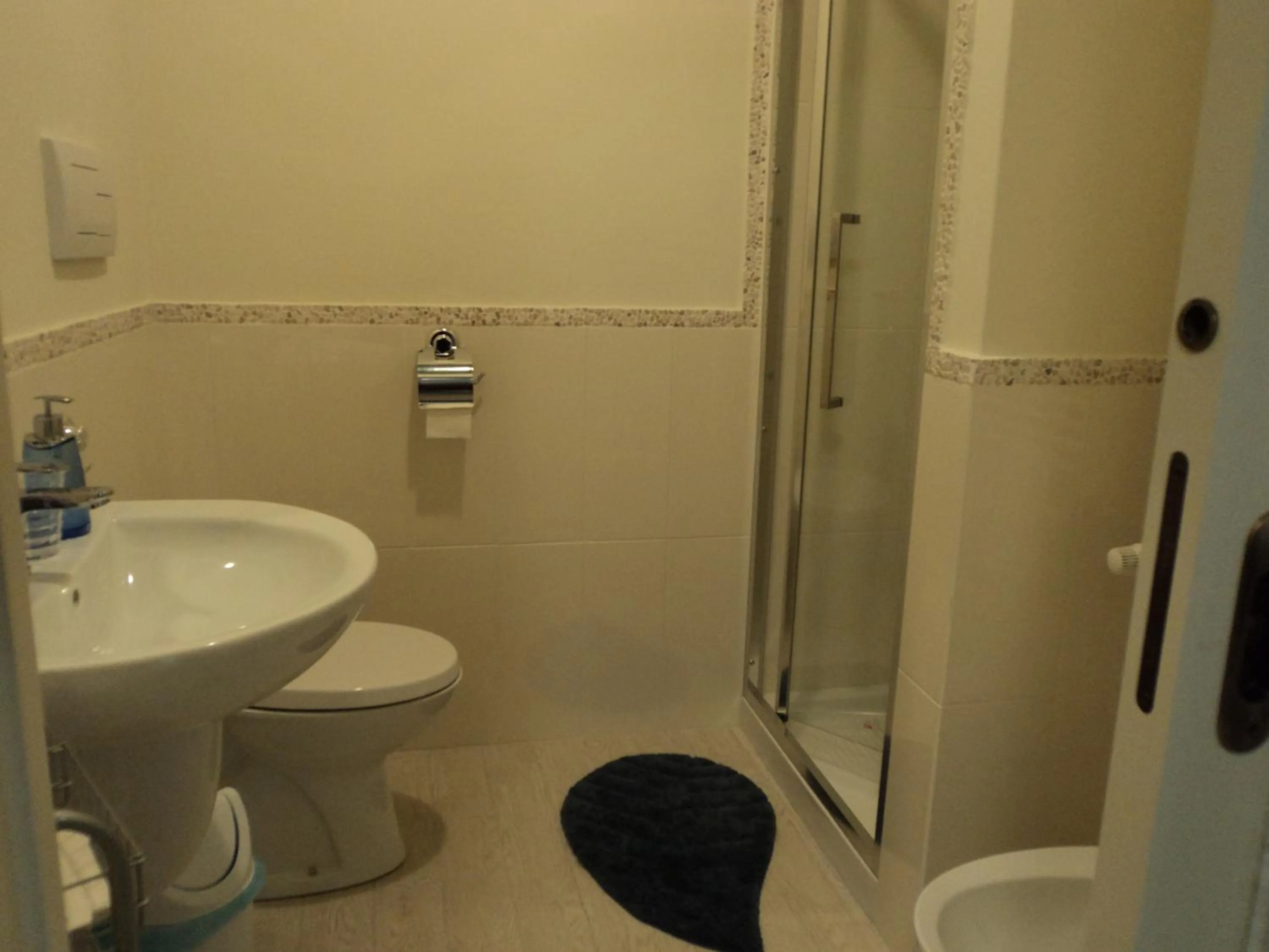 Shower in Bed & Breakfast Giardini di Corte
