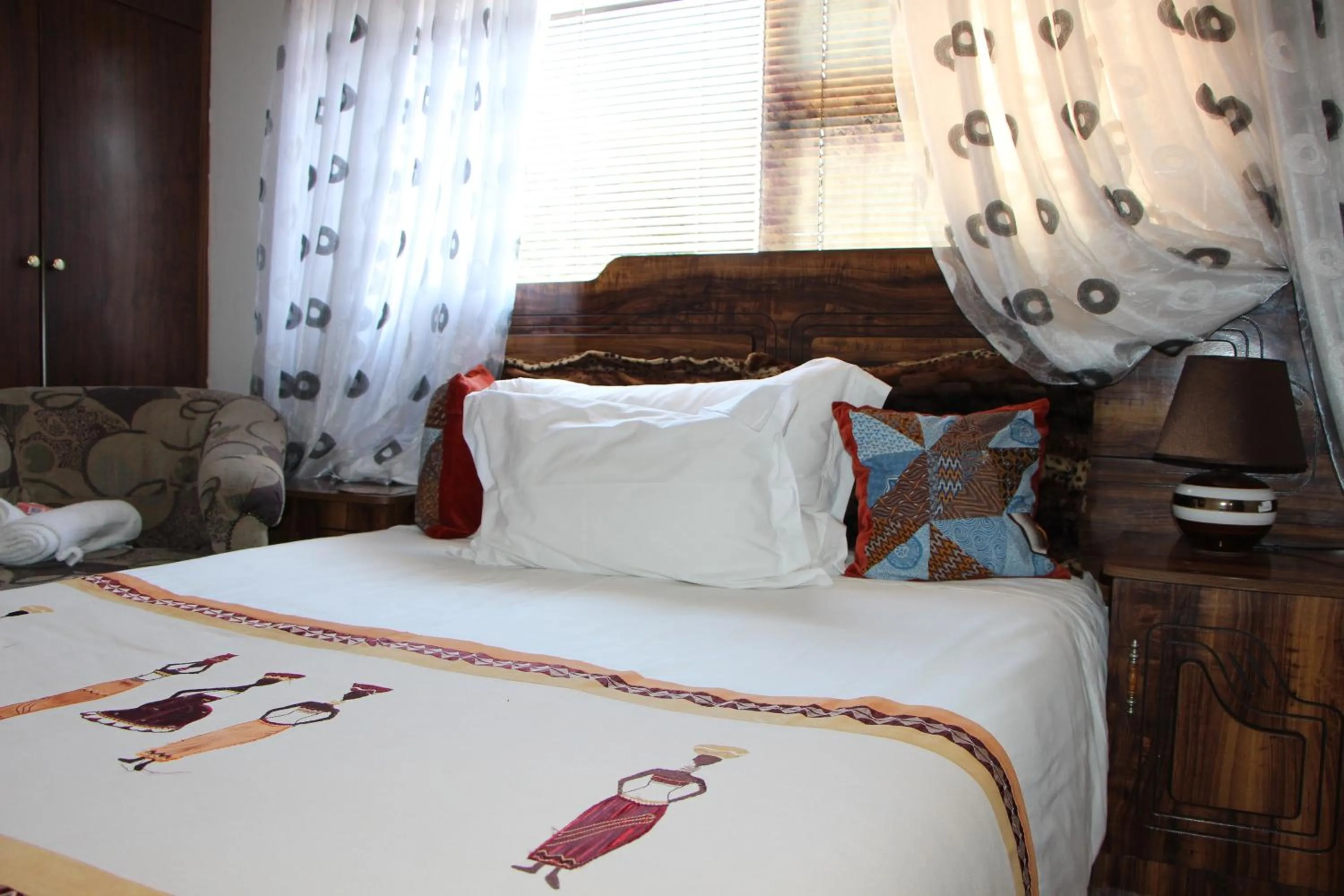 Bed in Turning Point Bed & Breakfast