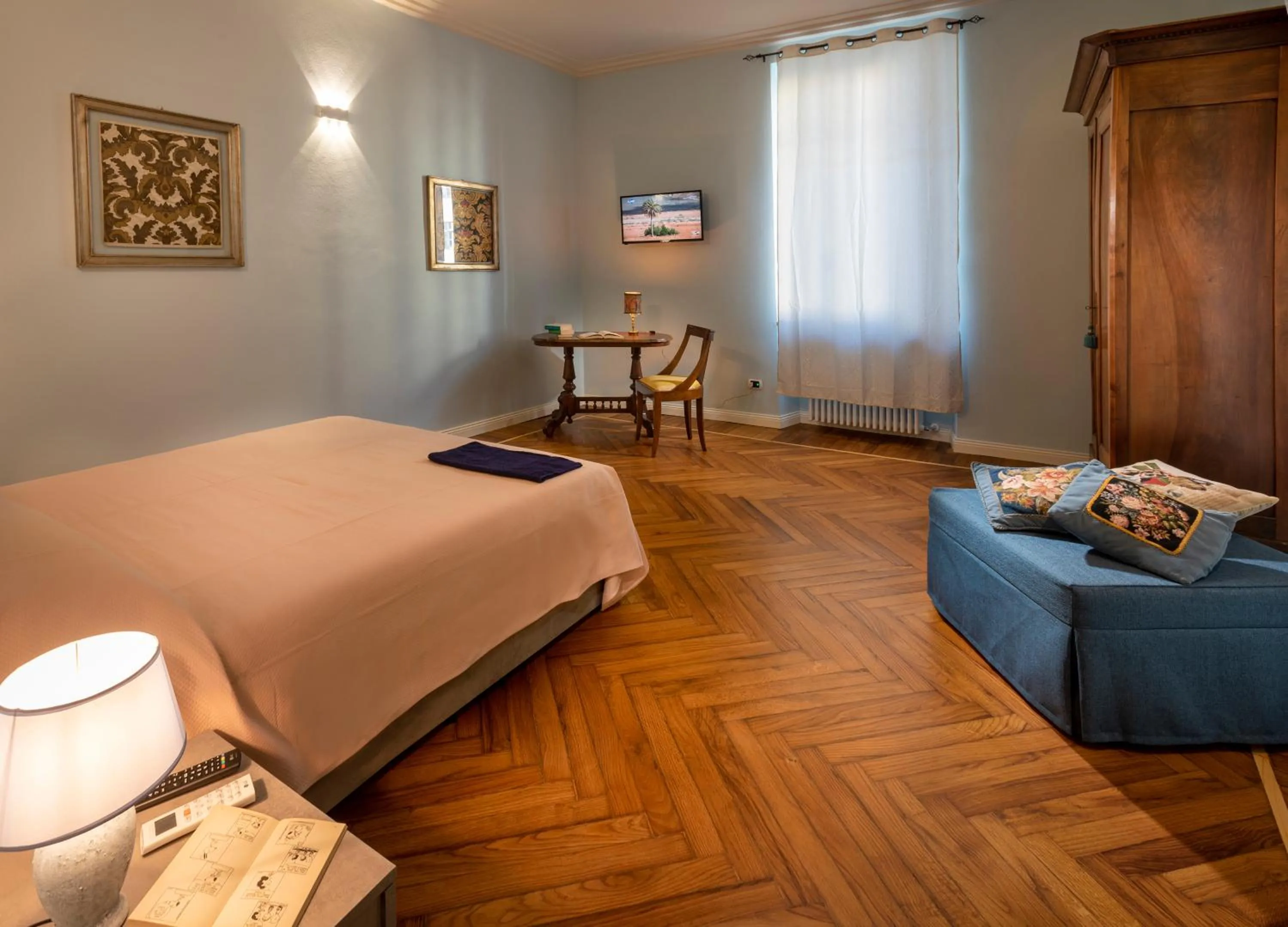 Photo of the whole room in Porte ad Arco