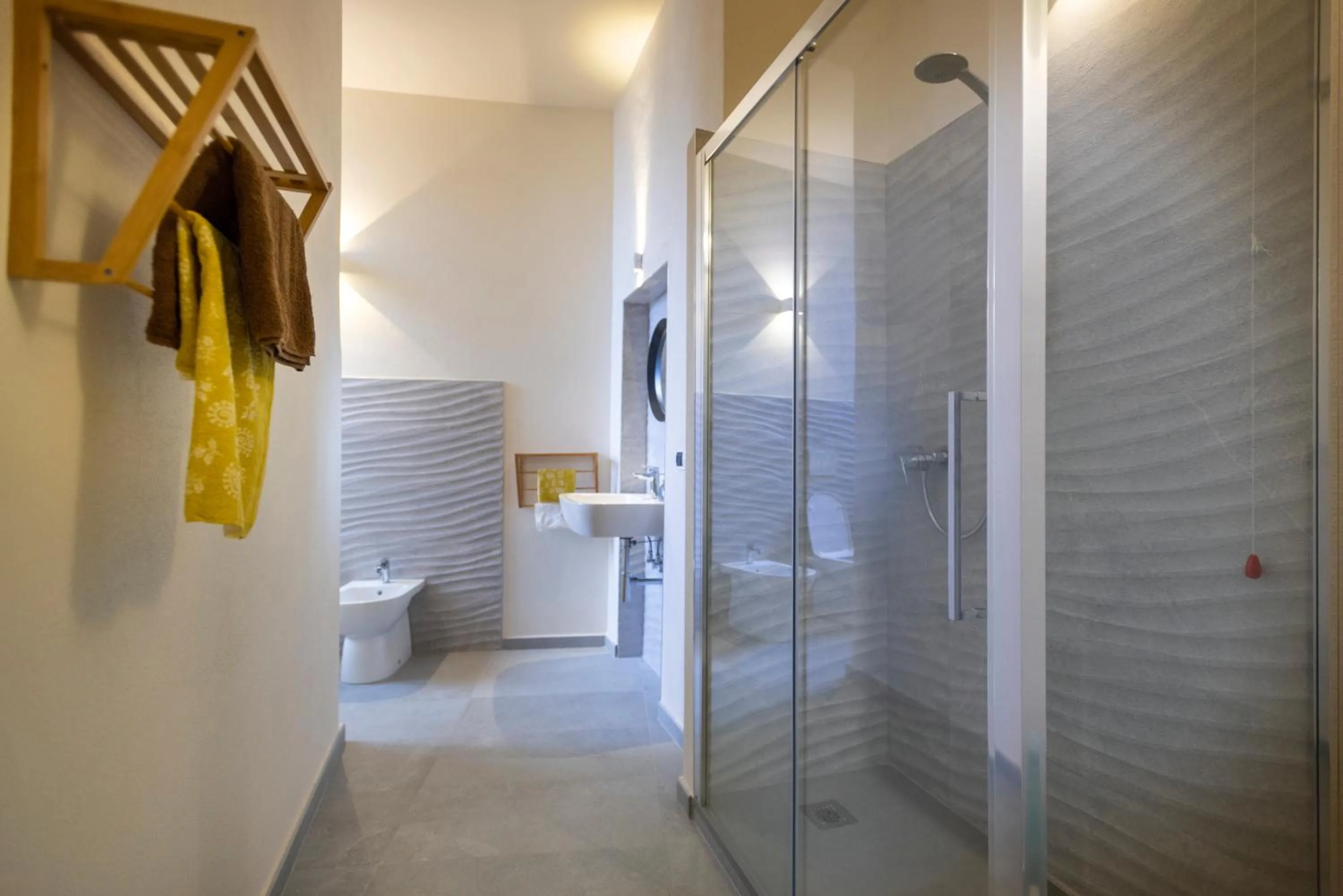 Bathroom in Porte ad Arco