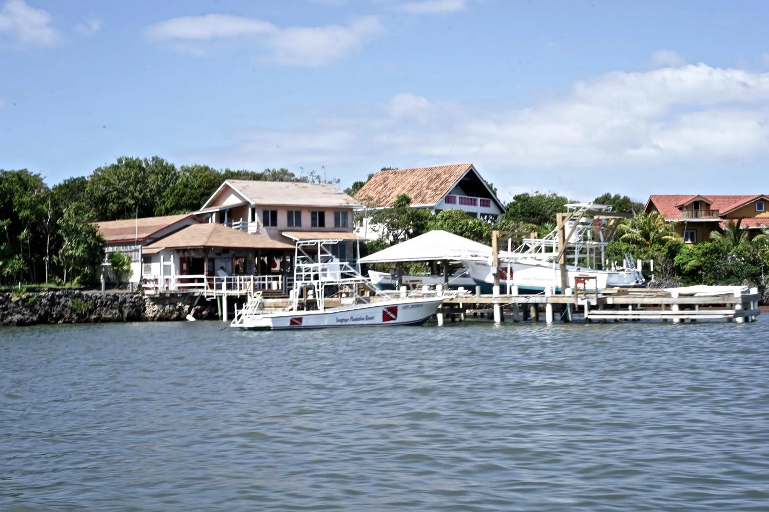 On site in Seagrape Plantation Resort & Dive Center