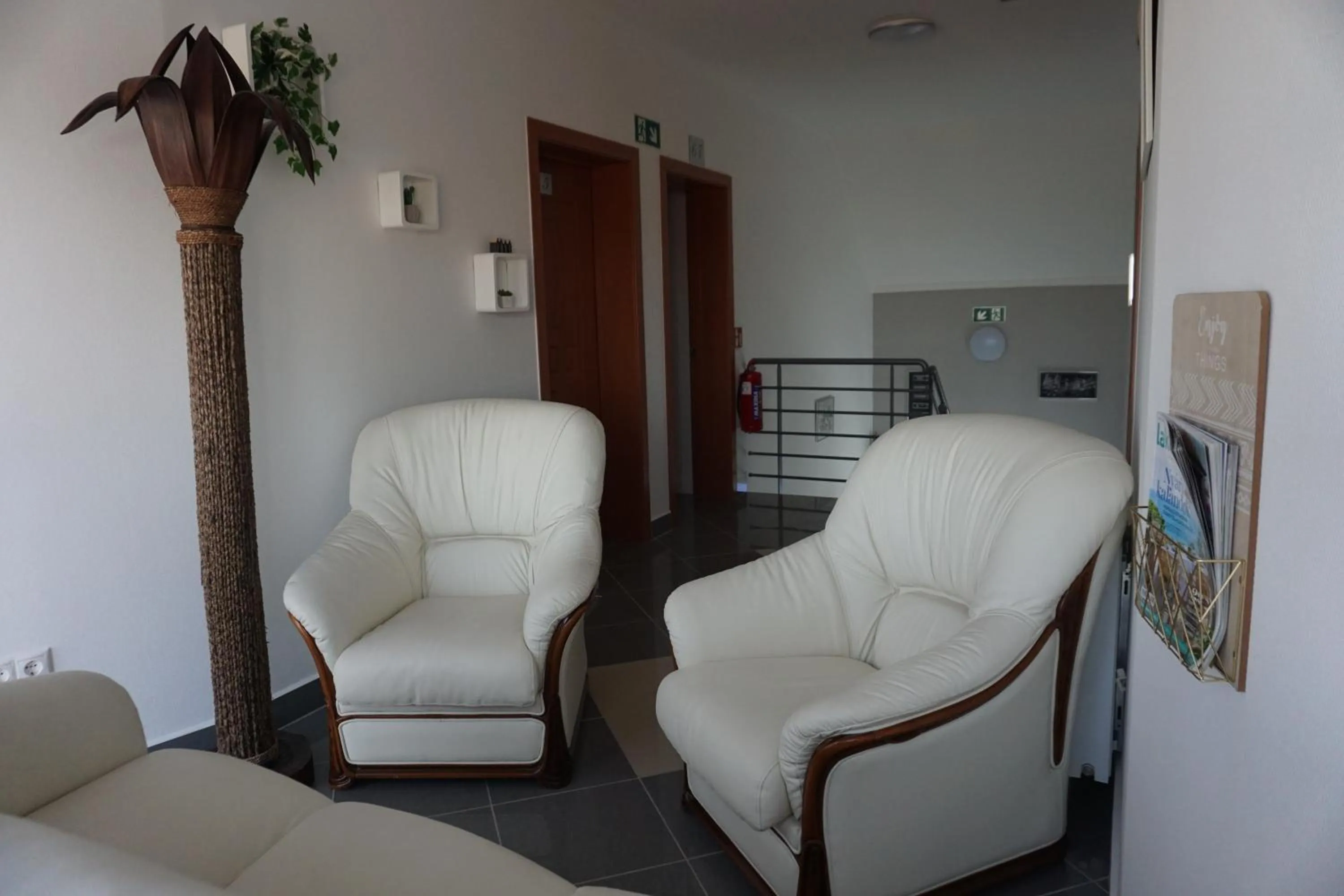 Living room in Budapest Airport Almáskert Panzió