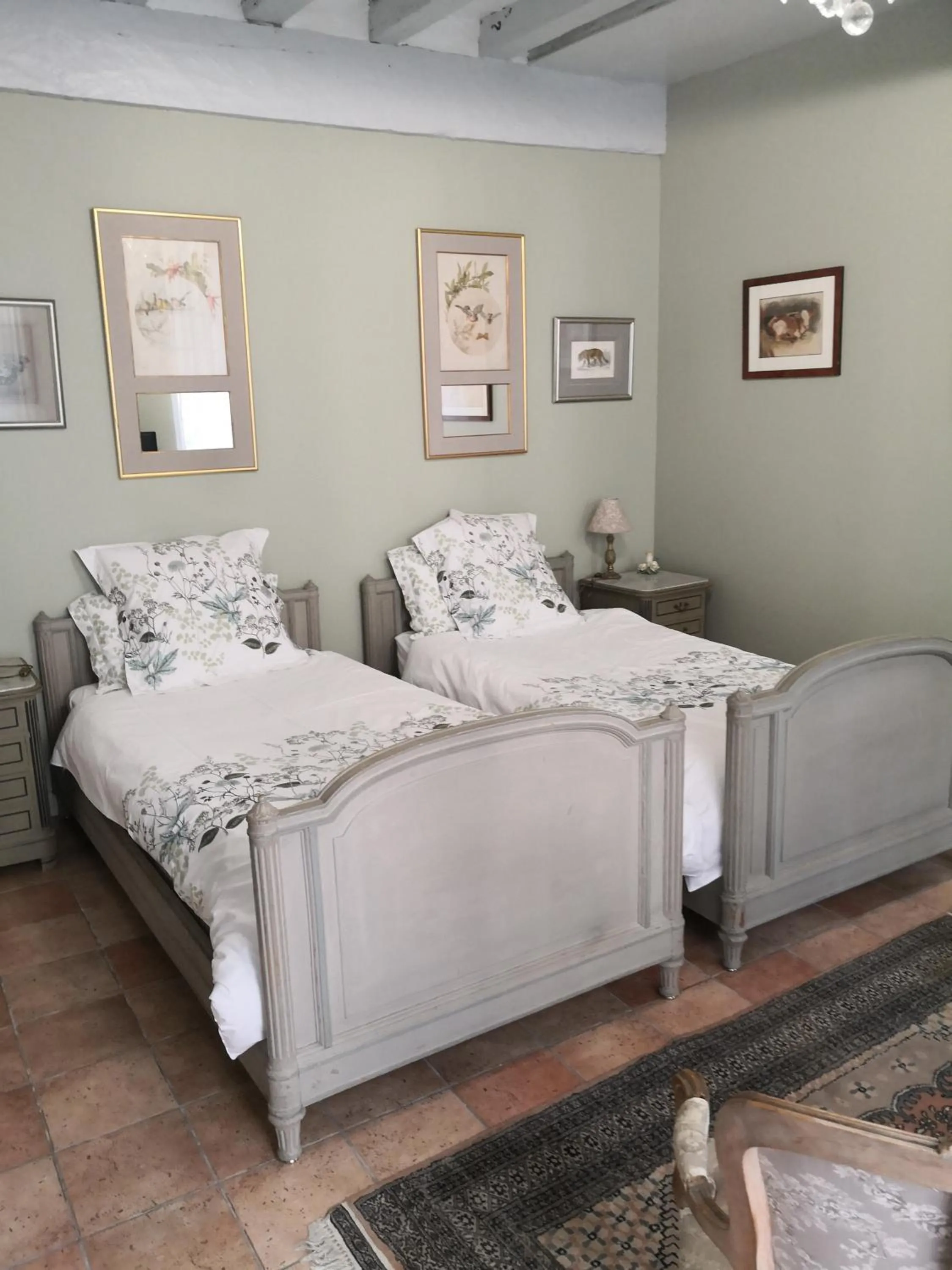 Photo of the whole room, Bed in Les Chambres de L'Horloge