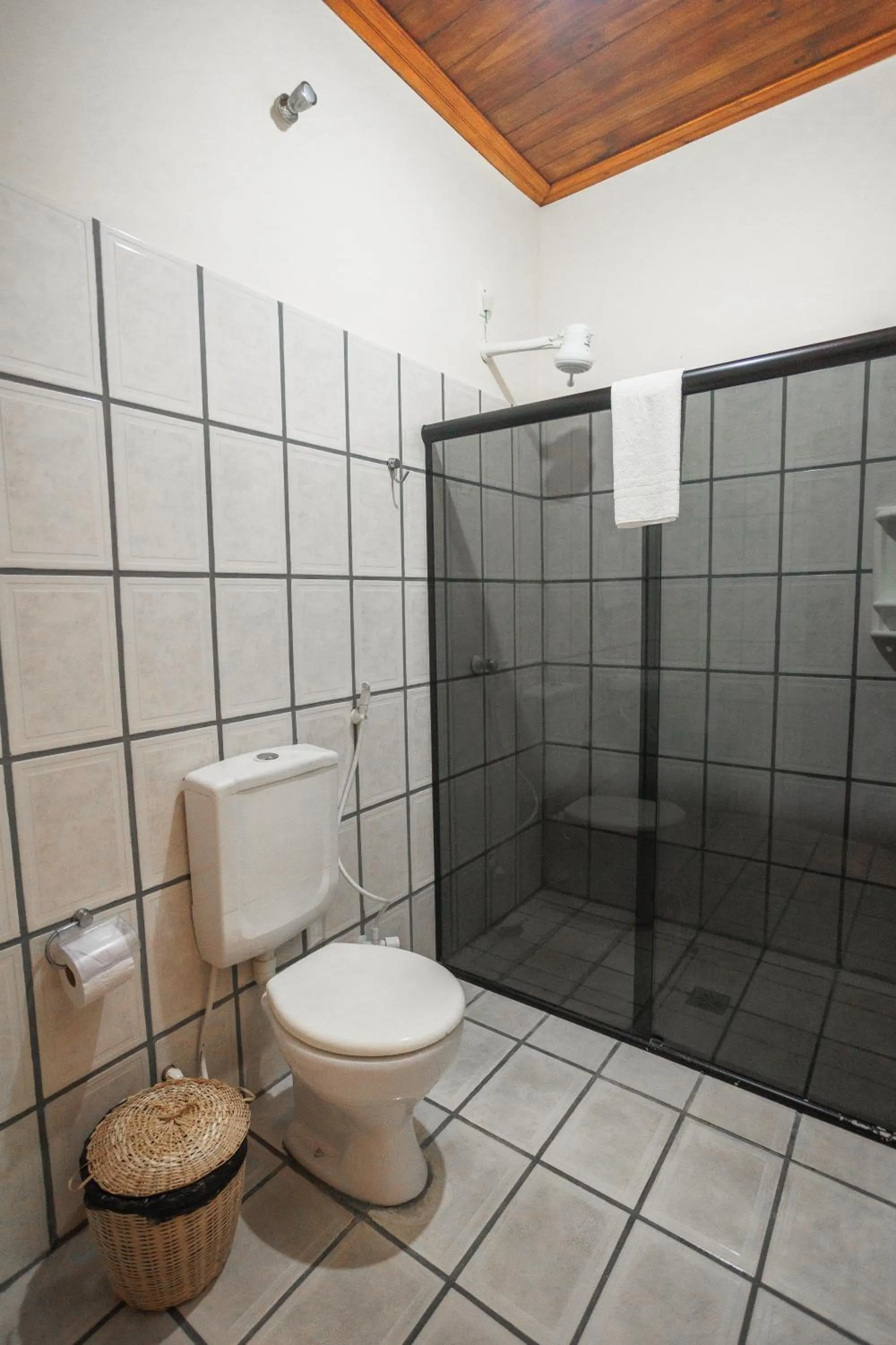 Shower in Pousada Pouso da Maré