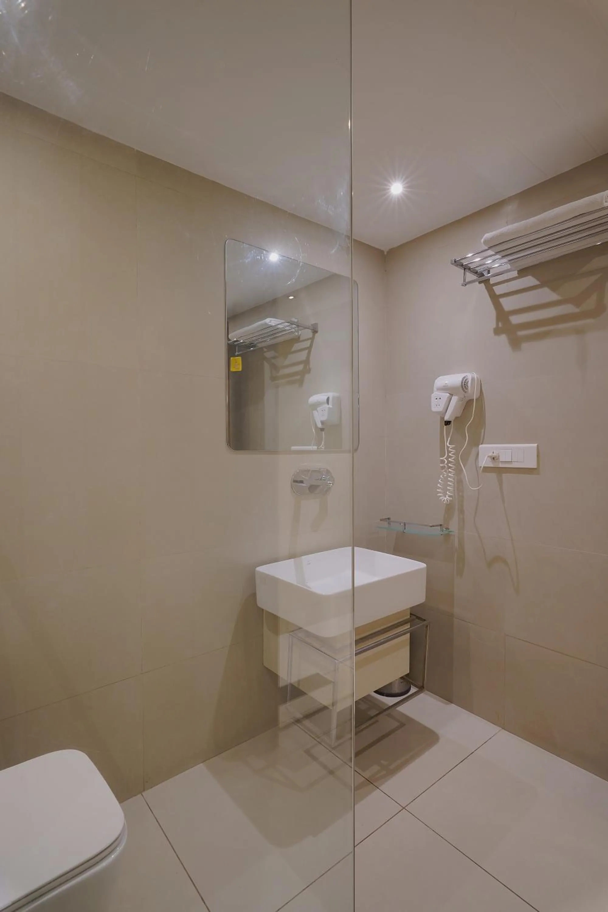 Bathroom in Artilla Inn