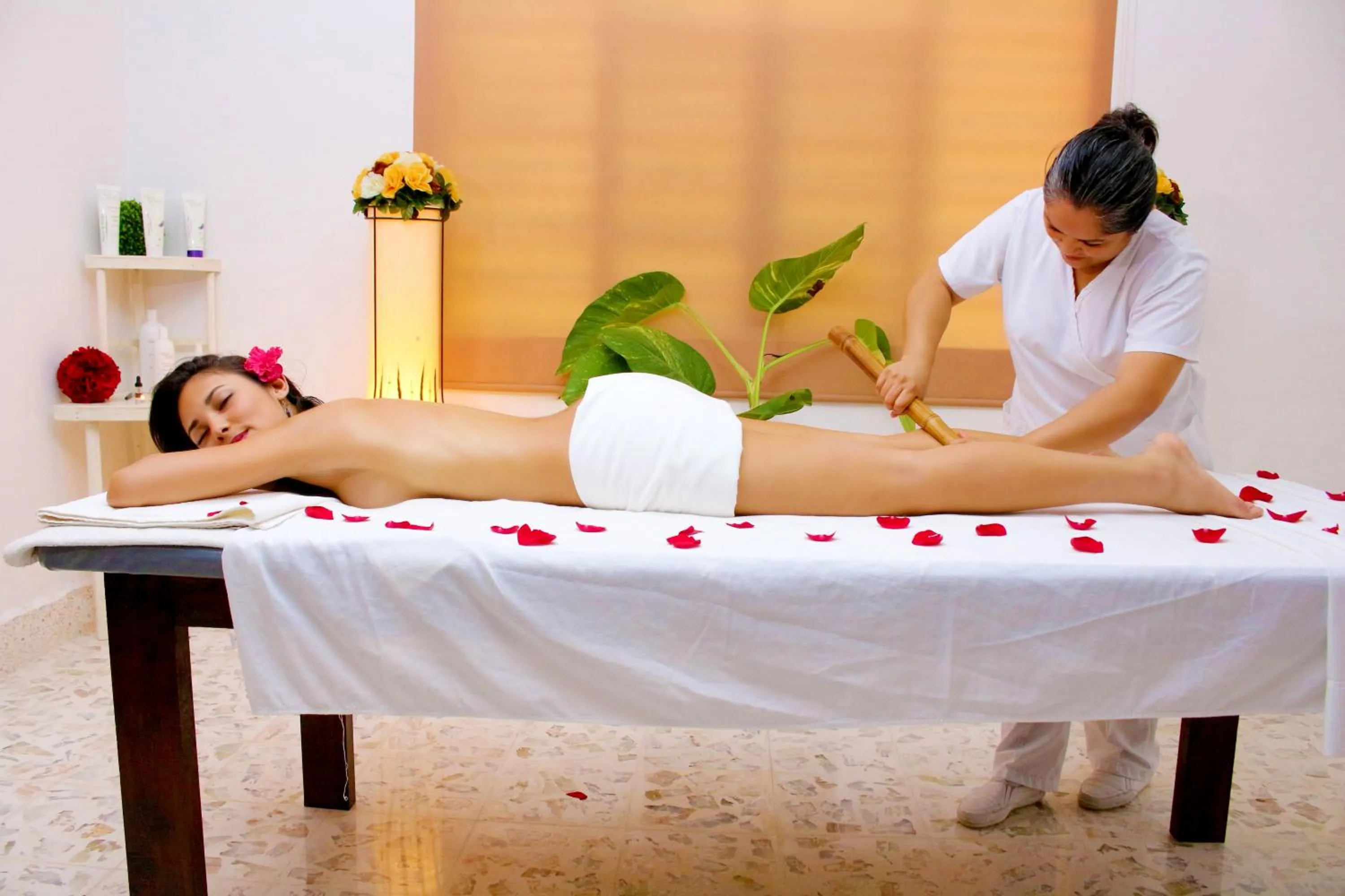Massage in Hotel SPA Taninul