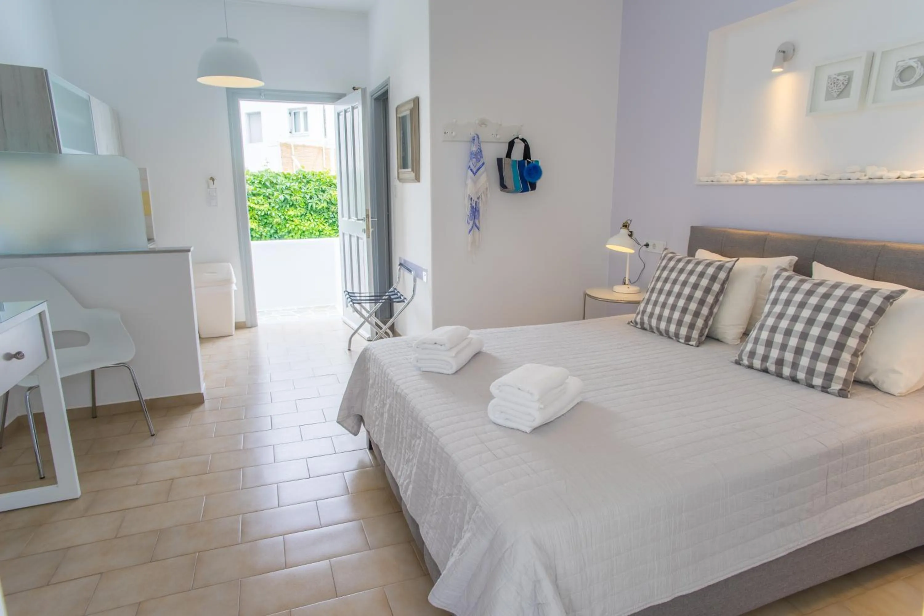 Bed in Cyclades Studios