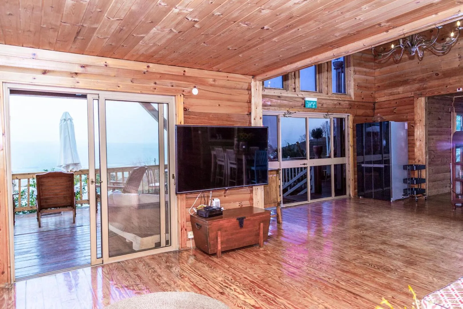 Communal lounge/ TV room in Vibe Naftali Estate