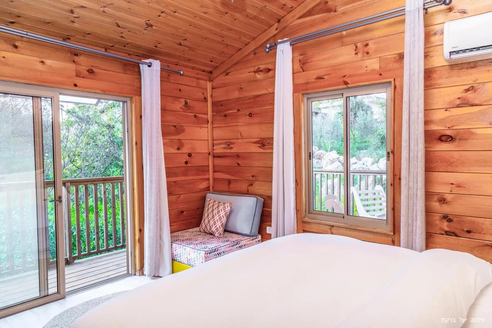 Bedroom, Bed in Vibe Naftali Estate