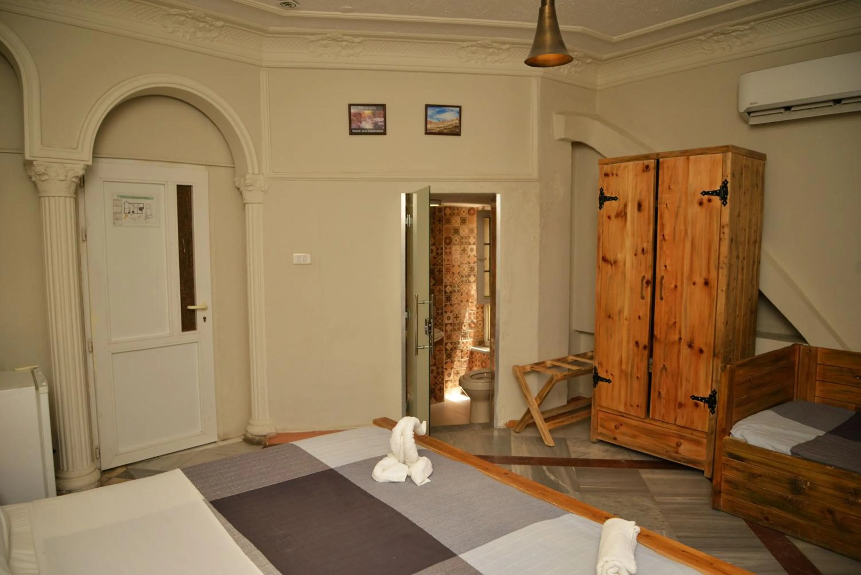 Bed in Cairwan Hotel