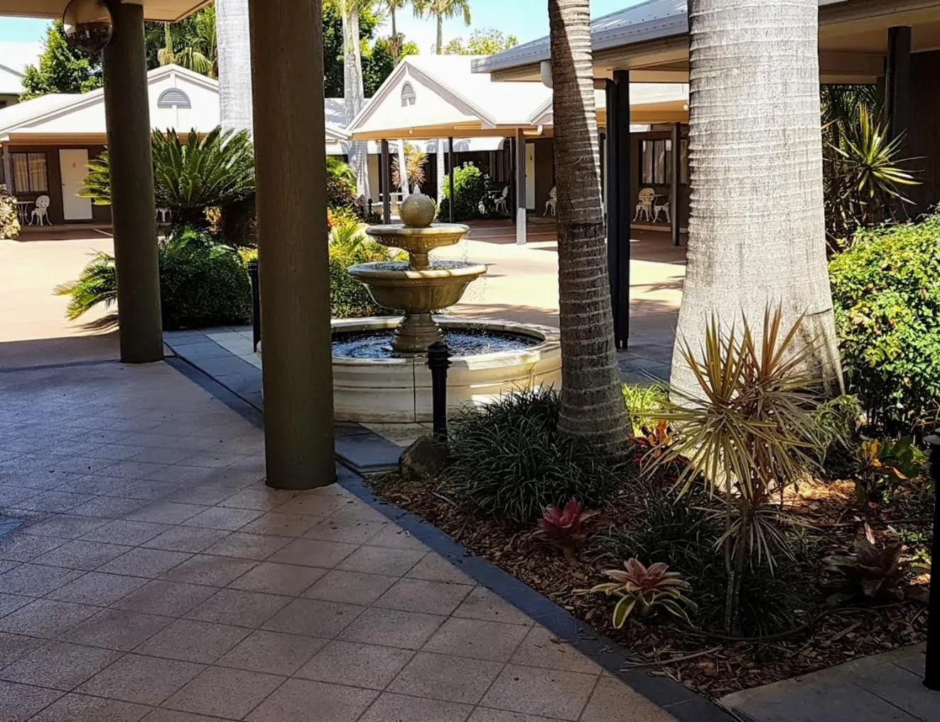 Garden in Rockhampton Palms Motor Inn