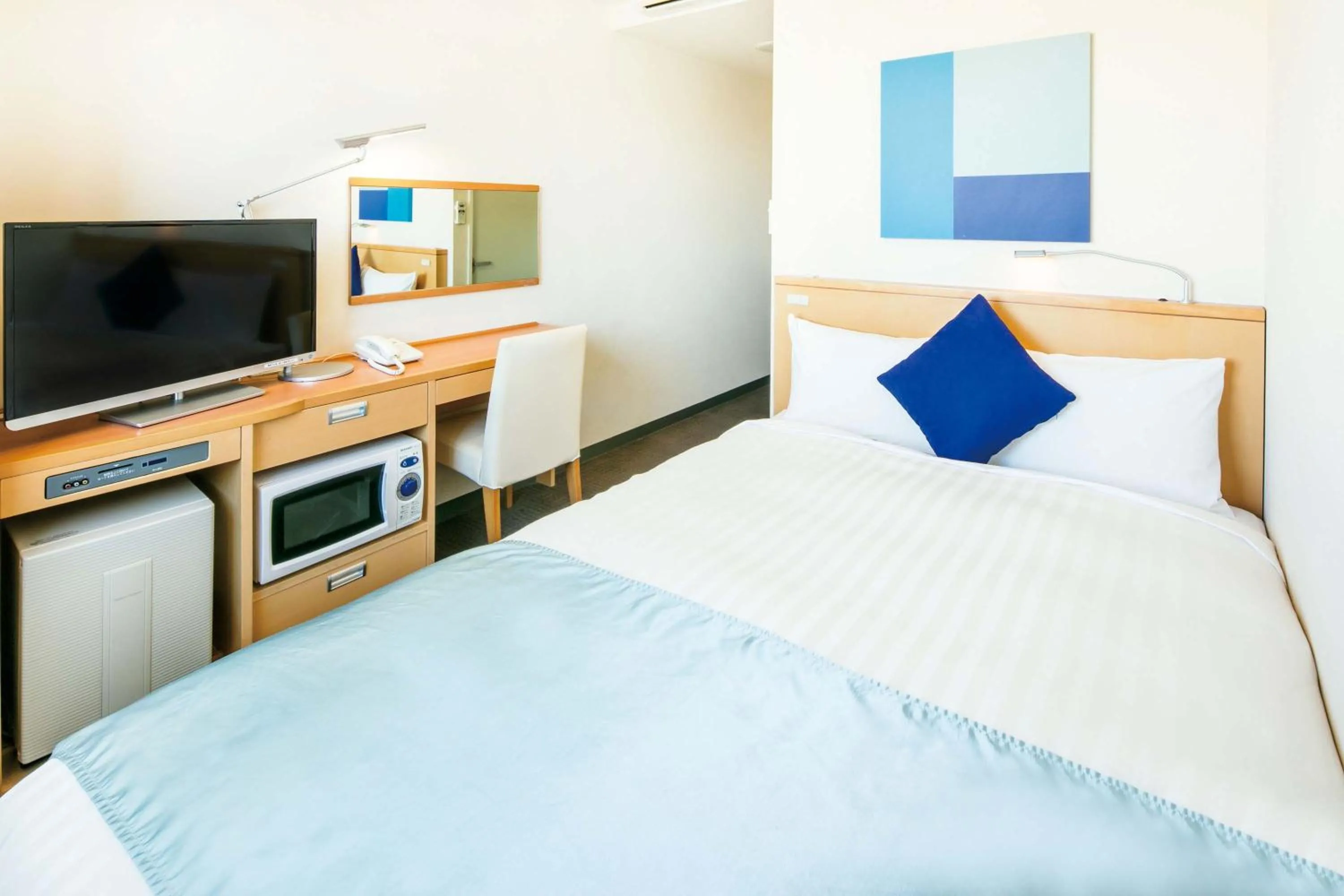 Double Room with Small Double Bed - Non-Smoking in Hotel Lumiere Nishikasai