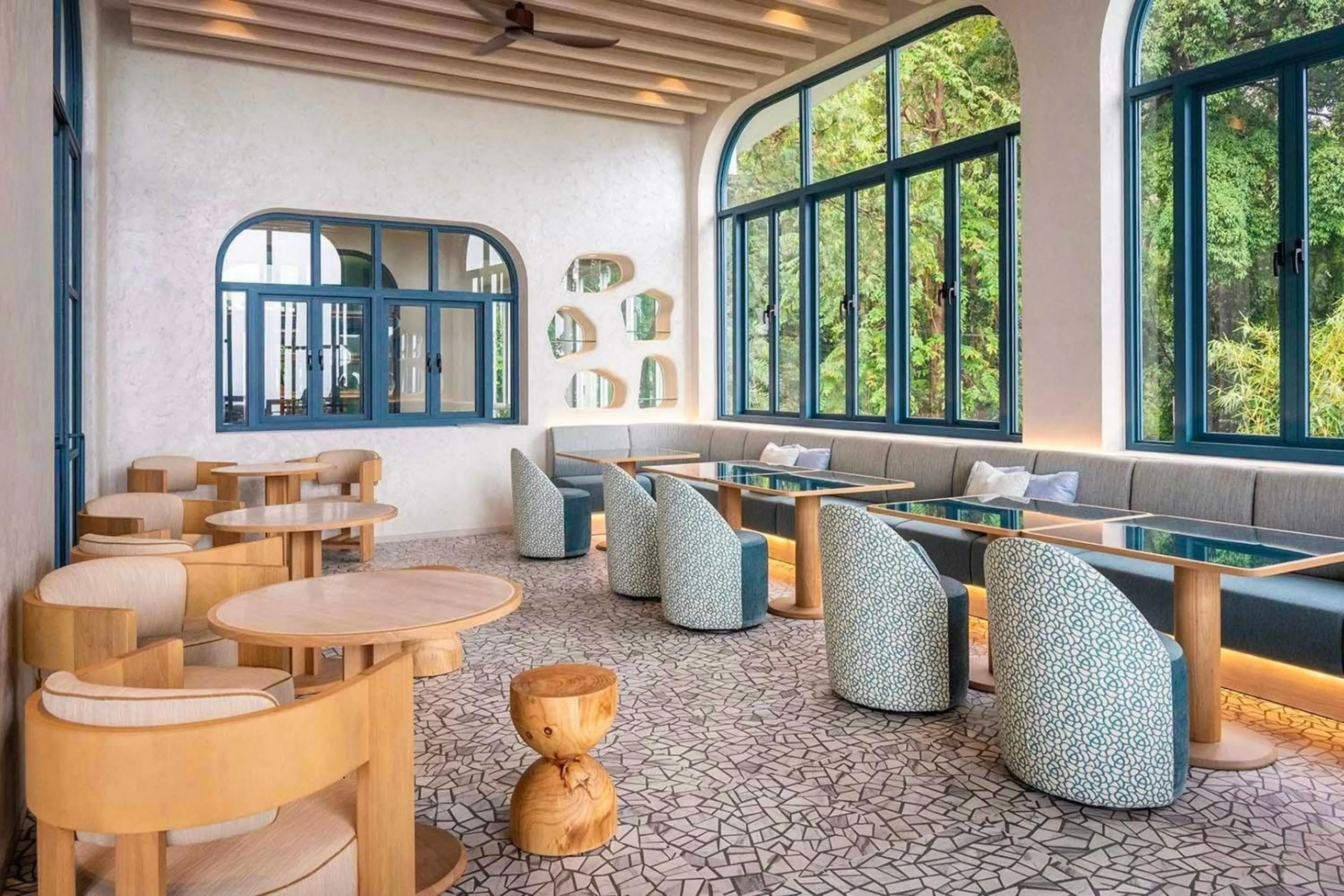 Restaurant/places to eat in SYLVAN Koh Chang