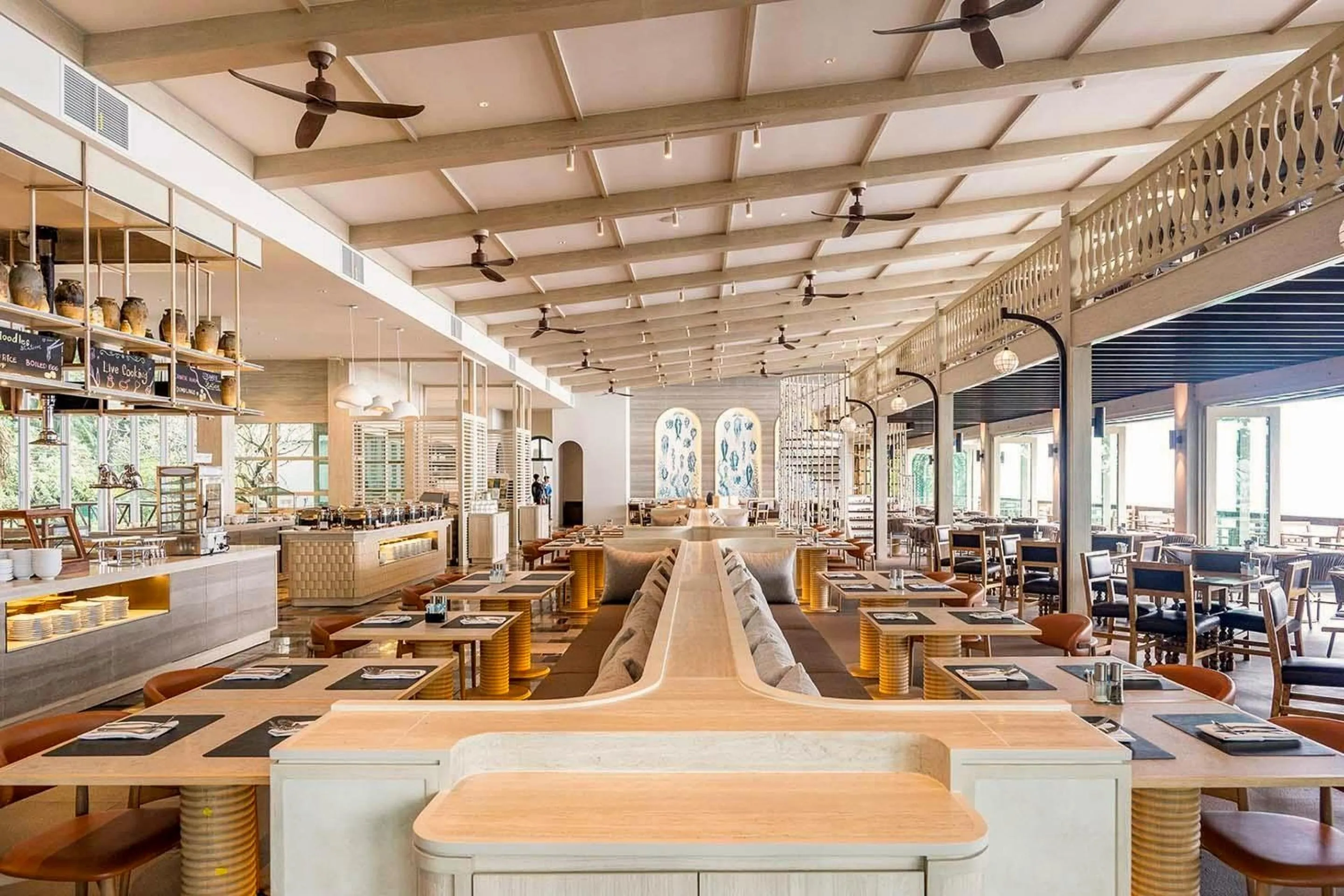 Restaurant/places to eat in SYLVAN Koh Chang