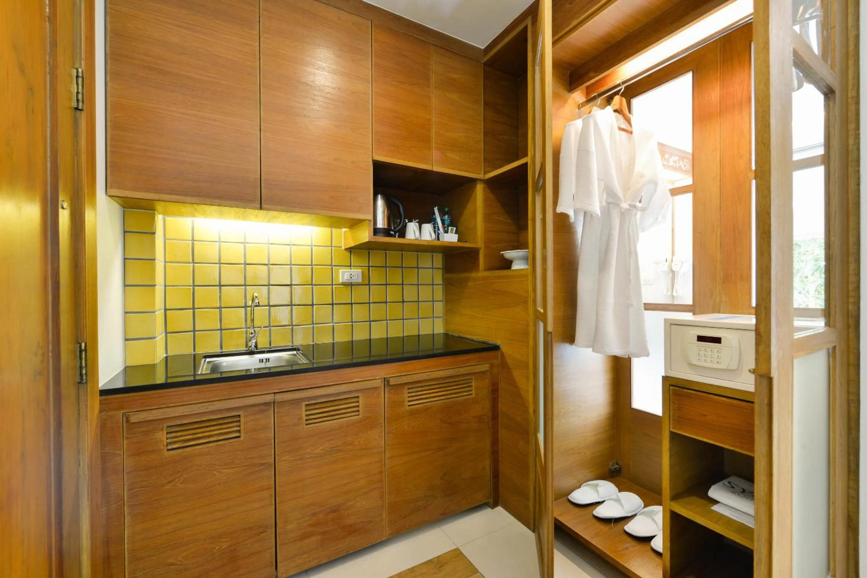 Coffee/tea facilities in SYLVAN Koh Chang