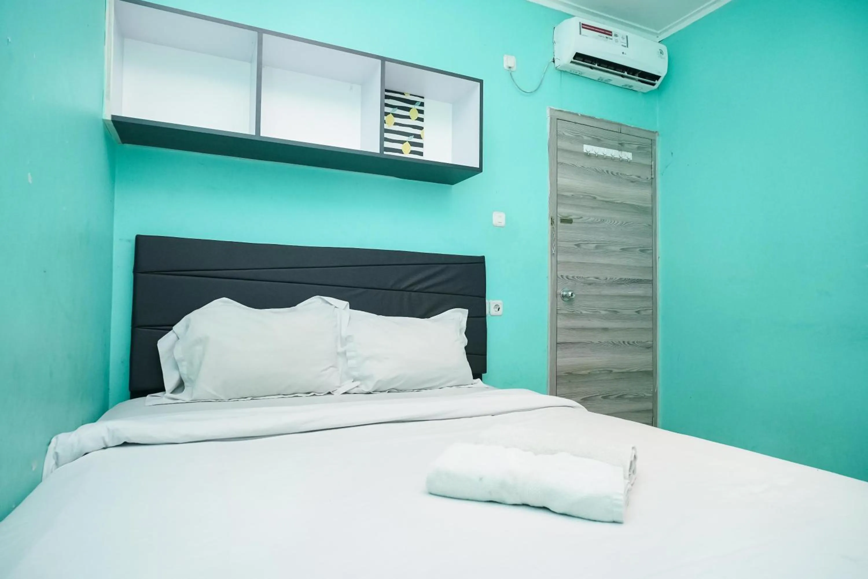 Bedroom in KoolKost near Universitas BINUS Anggrek