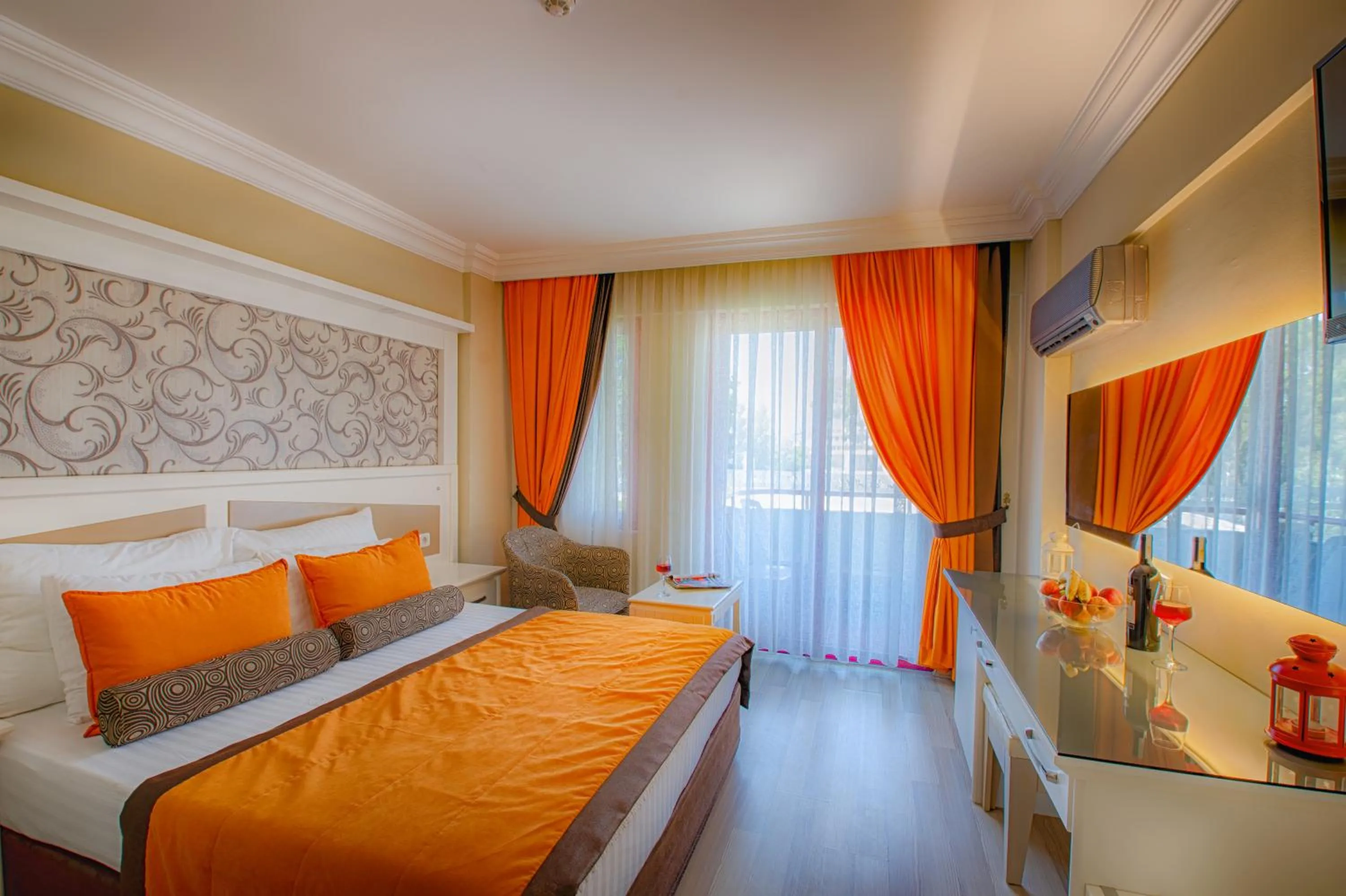 Bed in Mendos Garden Exclusive Hotel Fethiye
