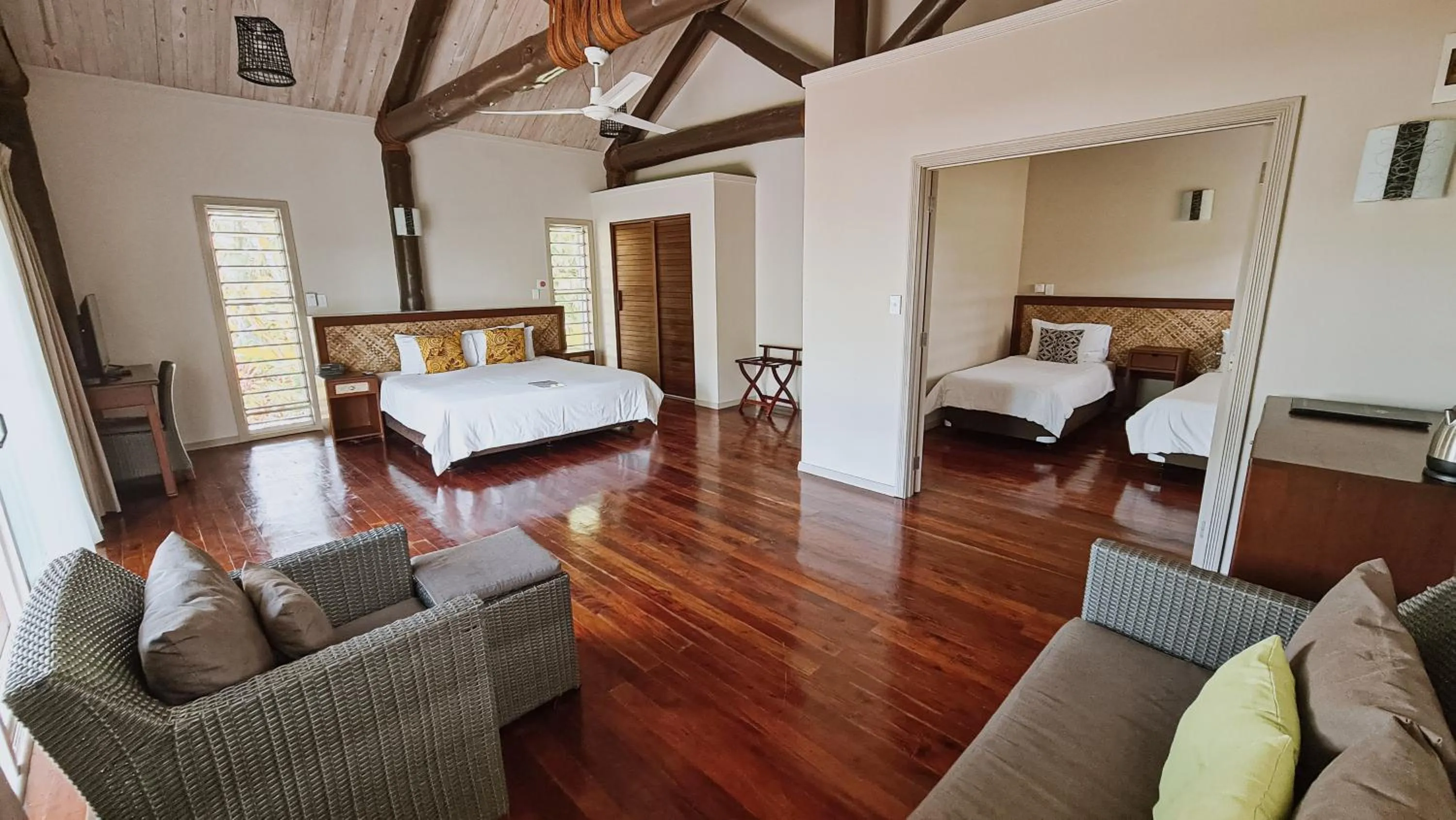 Bed in Saletoga Sands Resort & Spa