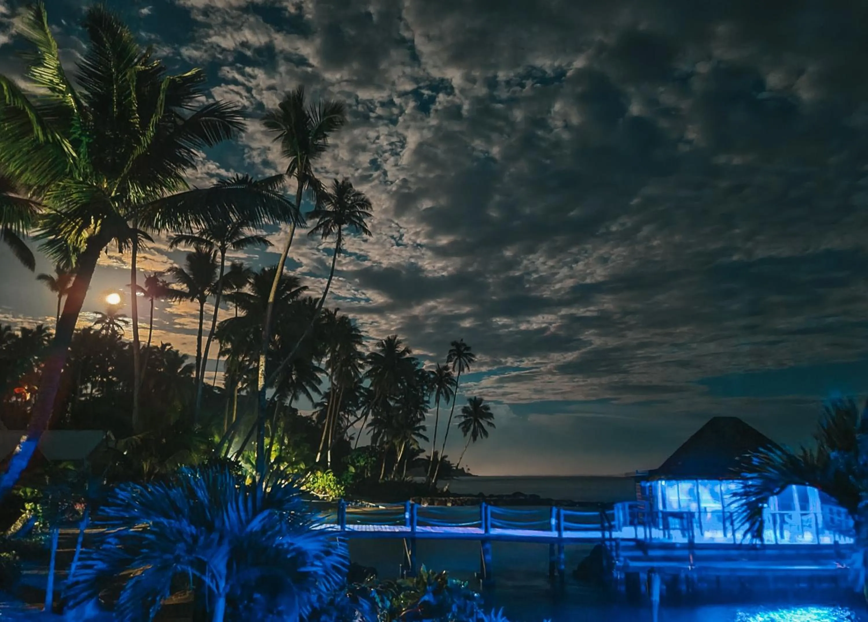 Sunset in Saletoga Sands Resort & Spa