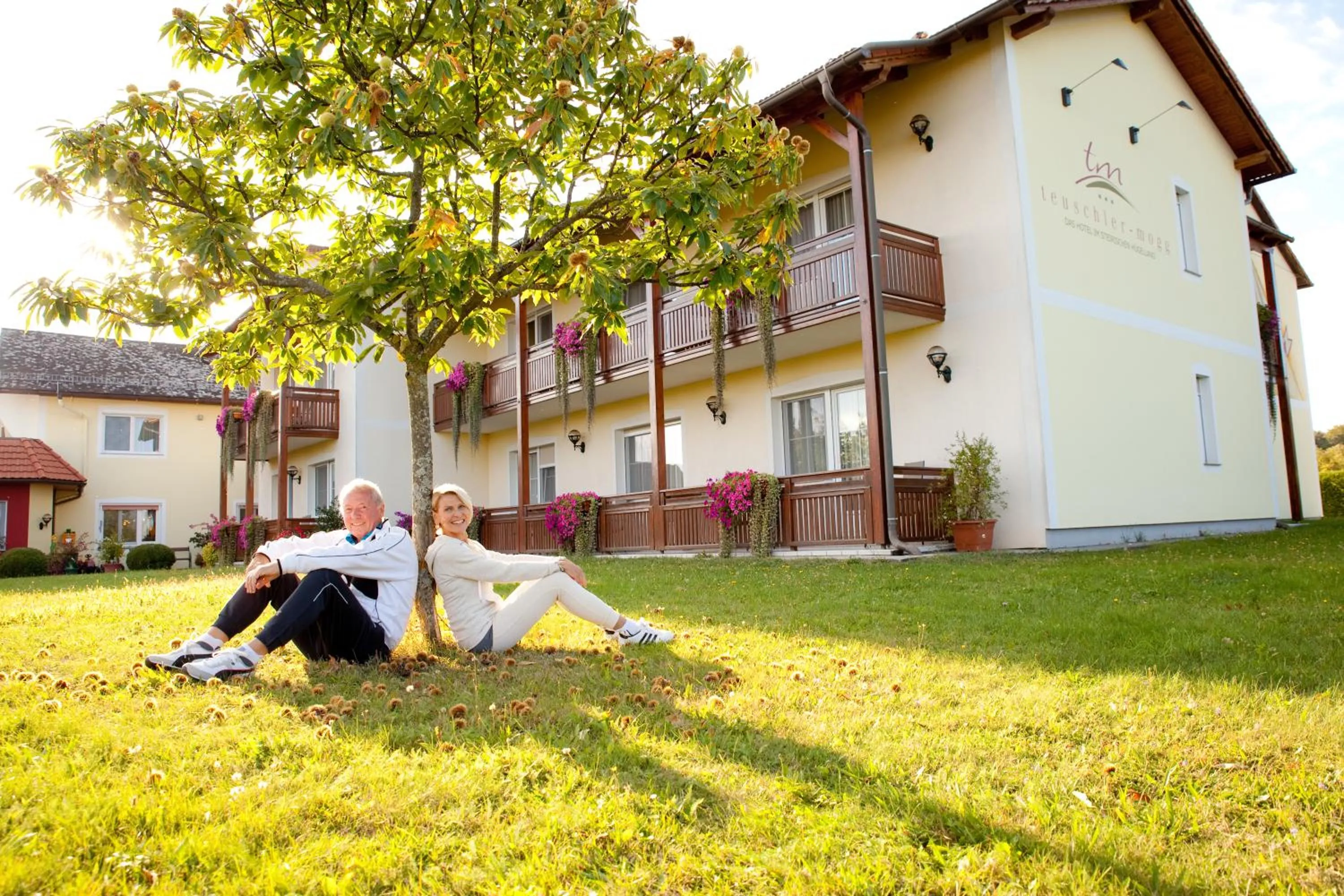 Property building in Hotel-Restaurant Teuschler-Mogg Bad Waltersdorf inklusiv Genusscard