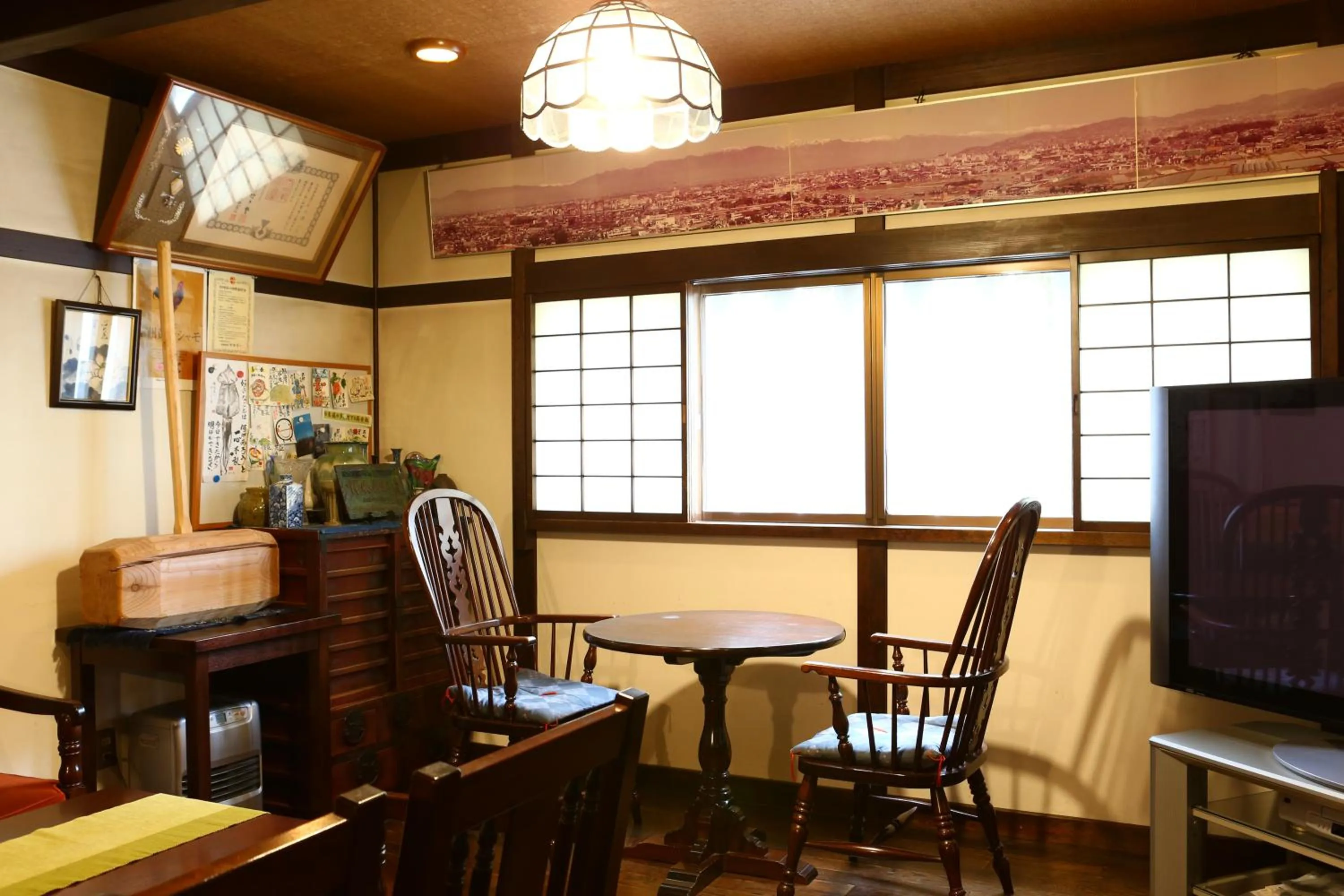 Communal lounge/ TV room in Izumiya Zenbe